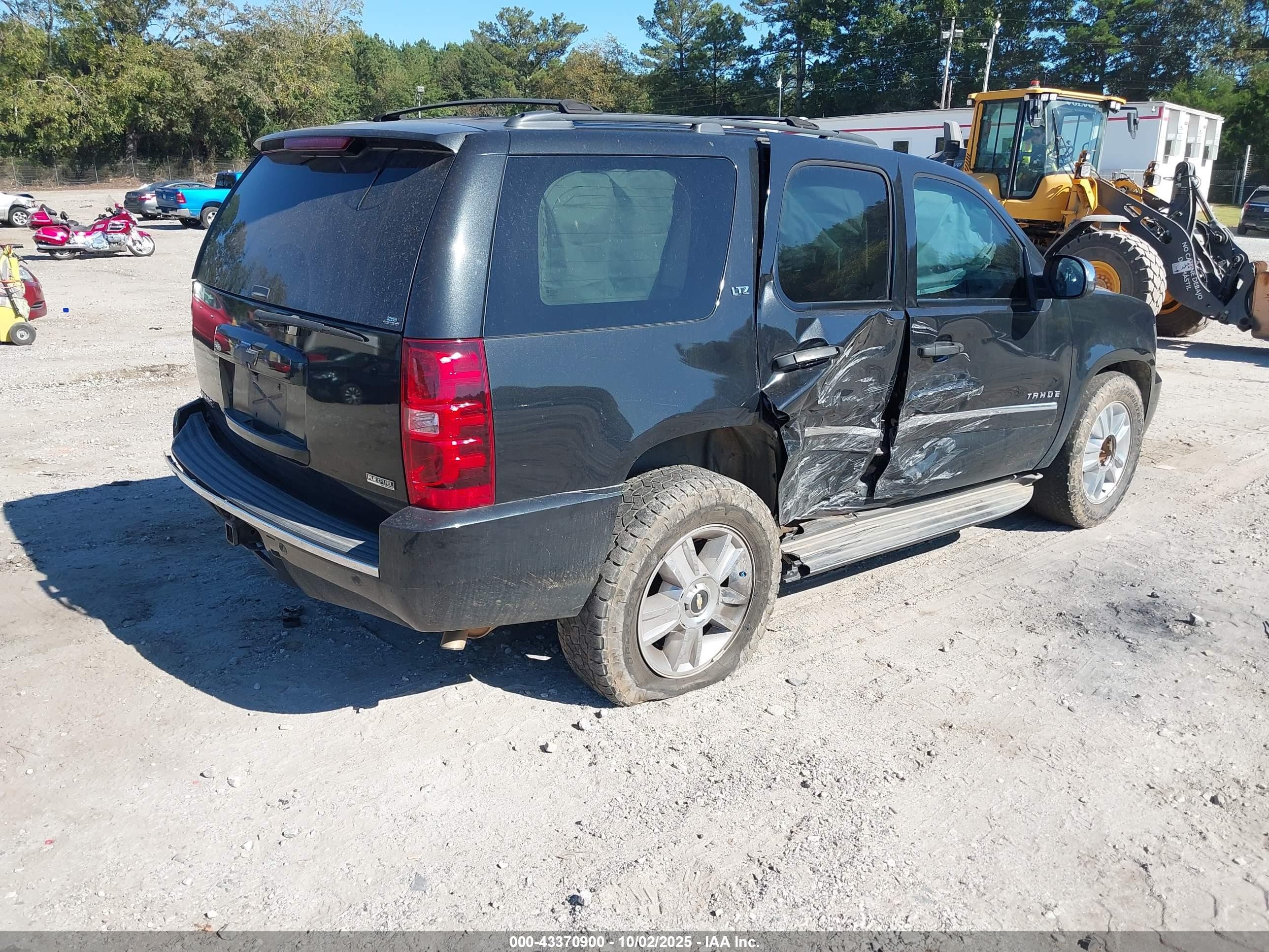 2010 Chevrolet Tahoe Ltz Black vin: 1GNUCCE09AR191635