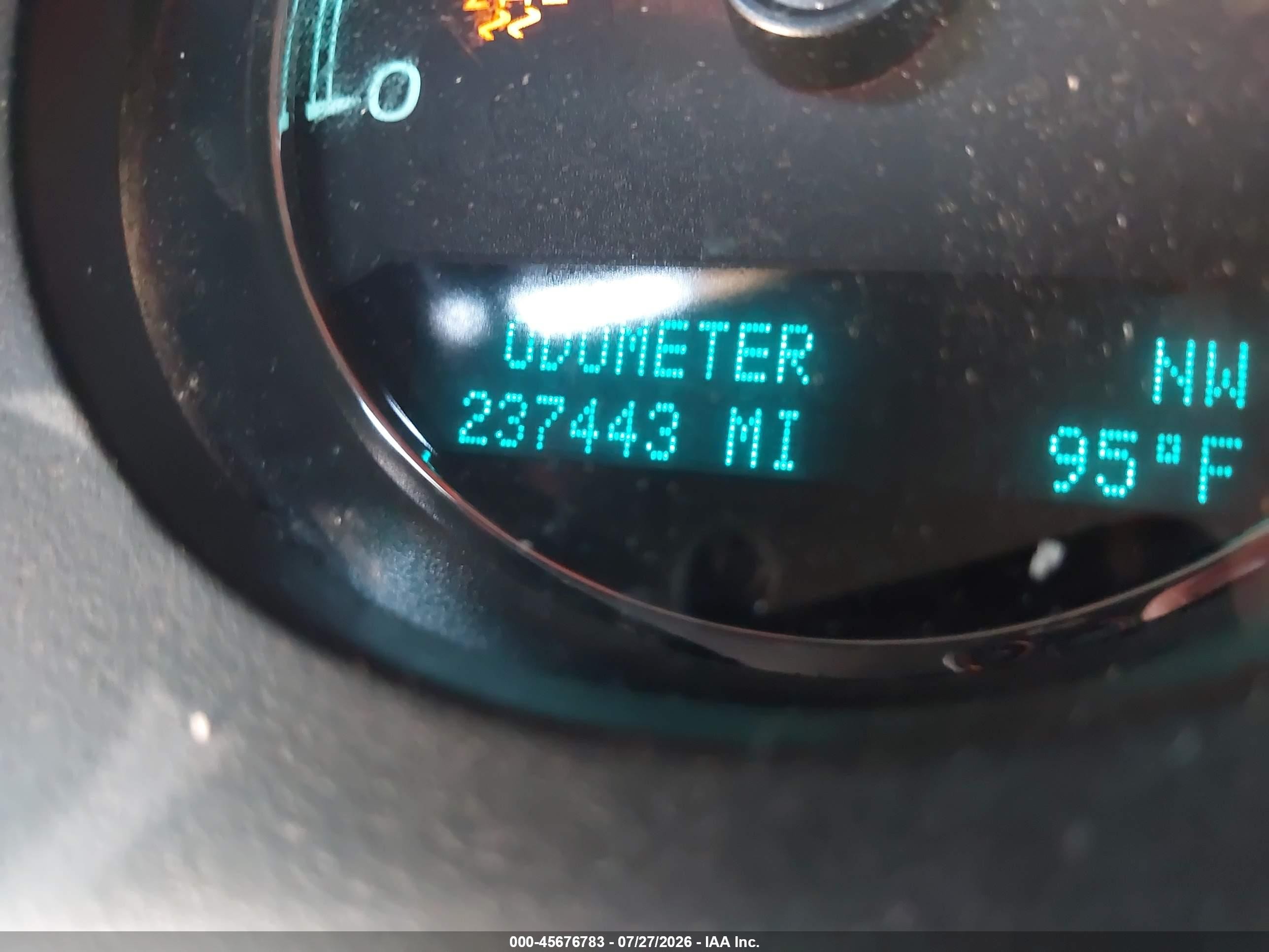 2010 Chevrolet Suburban 1500 Ls Black vin: 1GNUCHE06AR237418