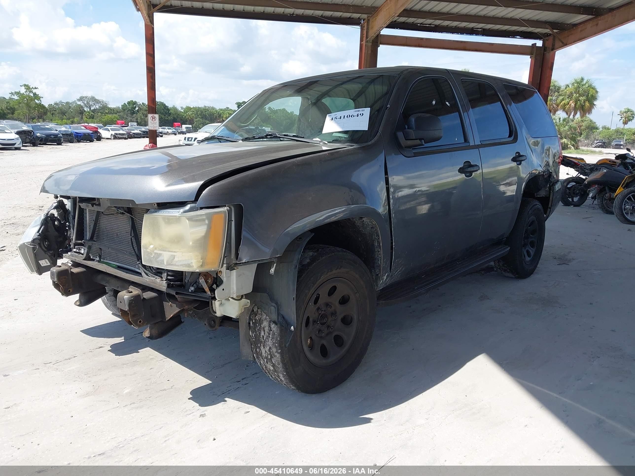 2010 Chevrolet Tahoe Special Services Серый vin: 1GNUKAE01AR265394