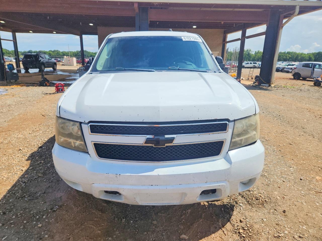 2010 Chevrolet Tahoe K1500 Ls White vin: 1GNUKAE04AR284537