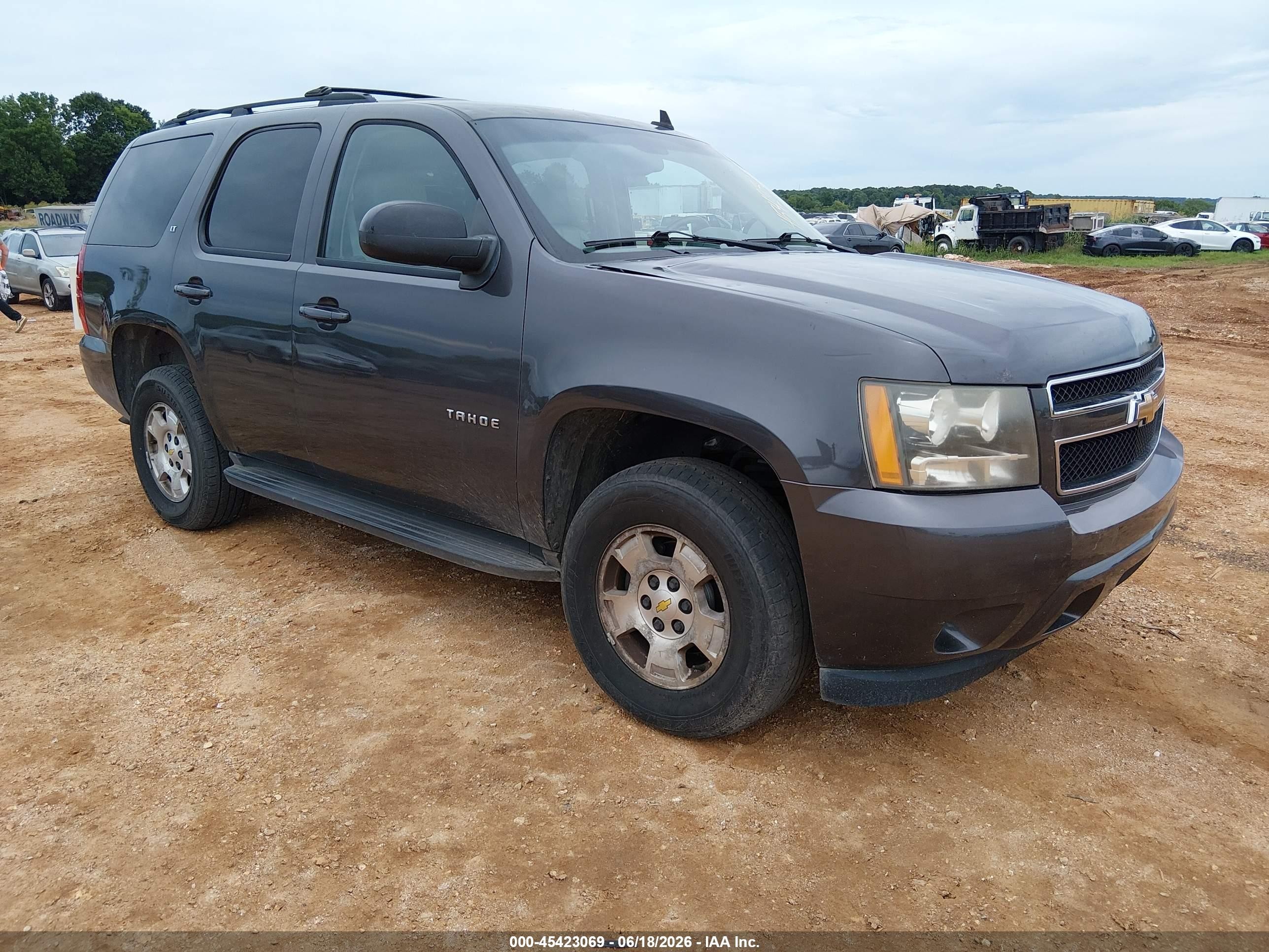 2010 Chevrolet Tahoe Lt Gray vin: 1GNUKBE08AR207160