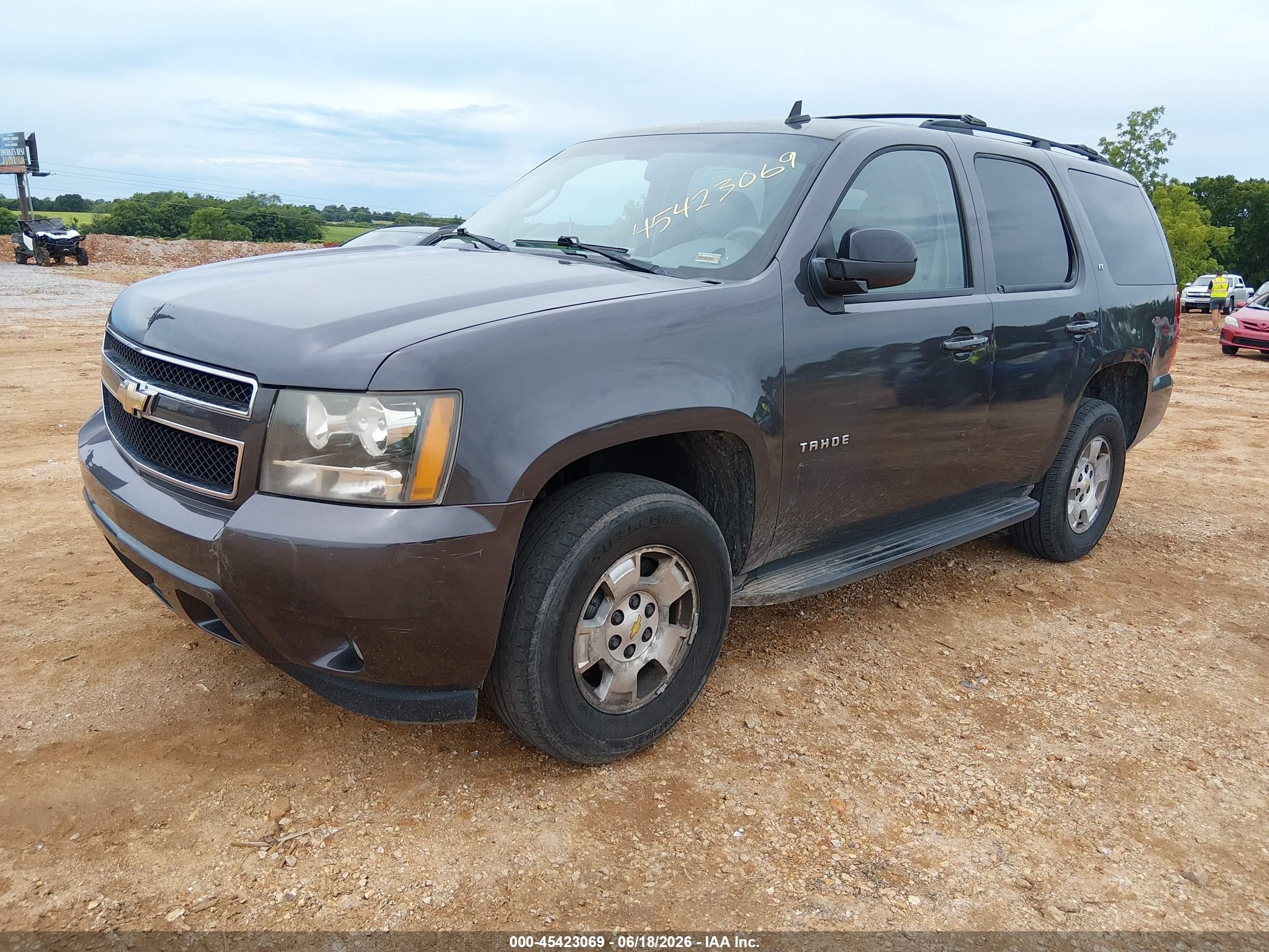 2010 Chevrolet Tahoe Lt Серый vin: 1GNUKBE08AR207160