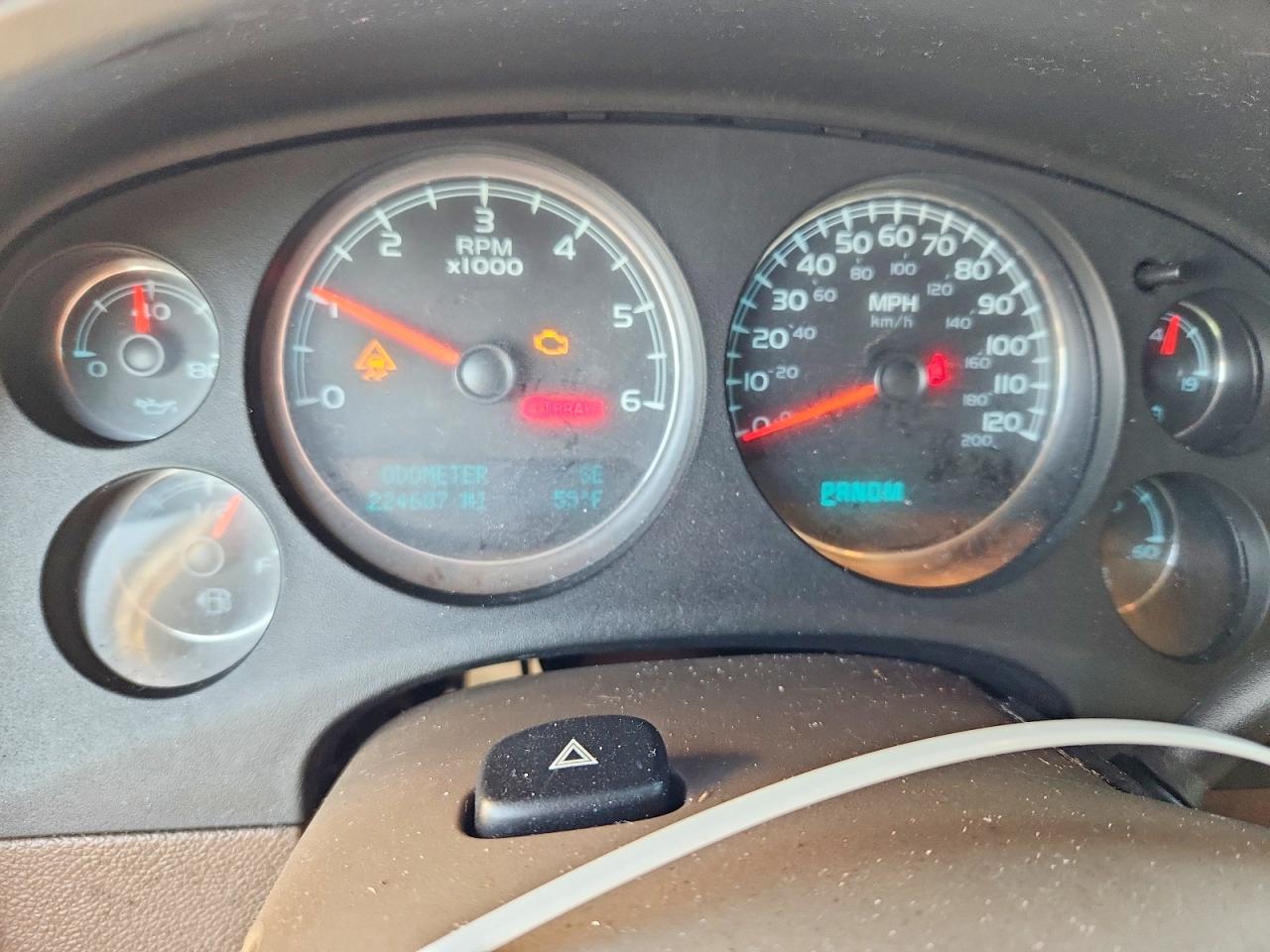 2010 Chevrolet Tahoe Белый vin: 1GNUKCE00AR264460