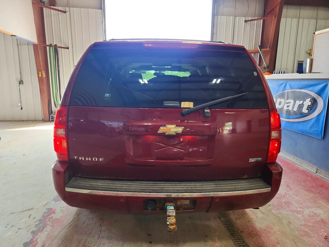 2010 Chevrolet Tahoe K1500 Ltz Burgundy vin: 1GNUKCE02AR110199