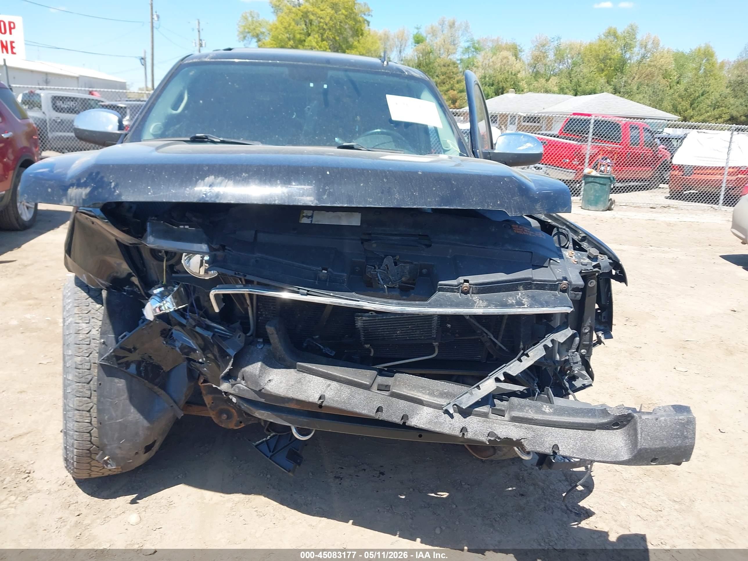 2010 Chevrolet Tahoe Ltz Black vin: 1GNUKCE02AR200503