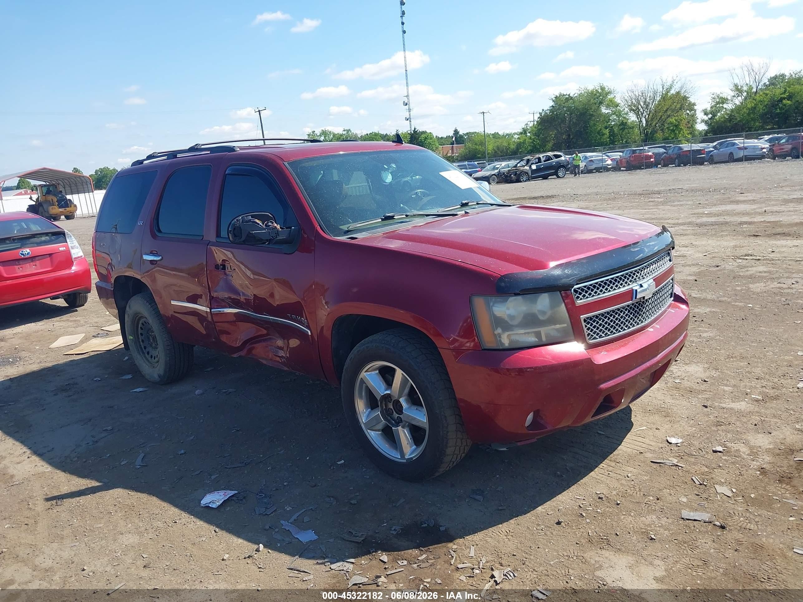 2010 Chevrolet Tahoe Ltz Red vin: 1GNUKCE03AR143776