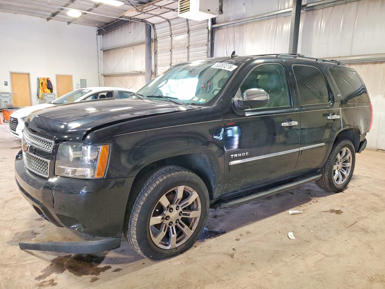 2010 Chevrolet Tahoe K1500 Ltz Black vin: 1GNUKCE05AR146078