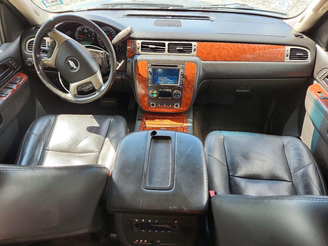2010 Chevrolet Tahoe K1500 Ltz Синий vin: 1GNUKCE0XAR100925