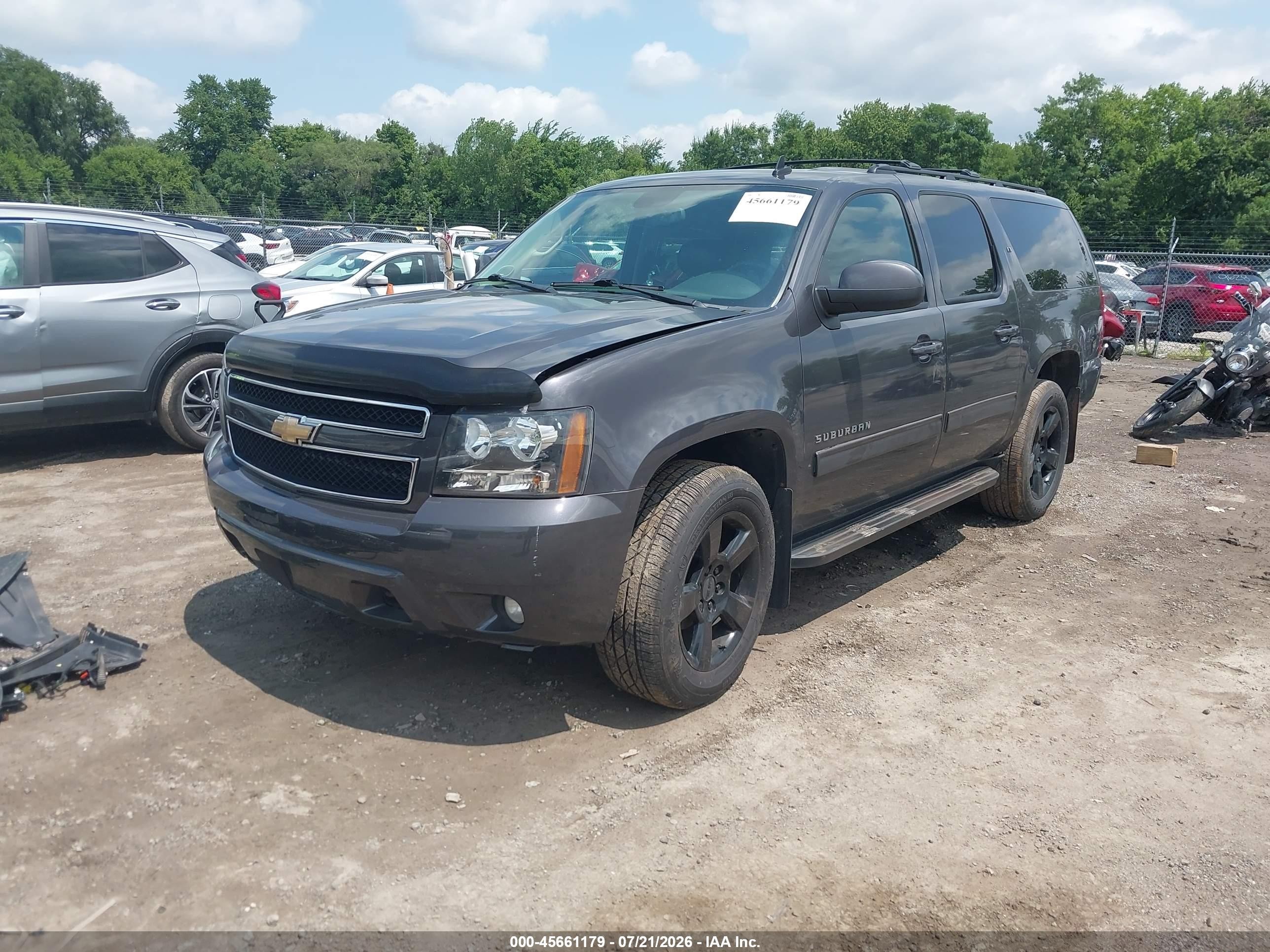 2010 Chevrolet Suburban 1500 Lt1 Серый vin: 1GNUKJE34AR249653