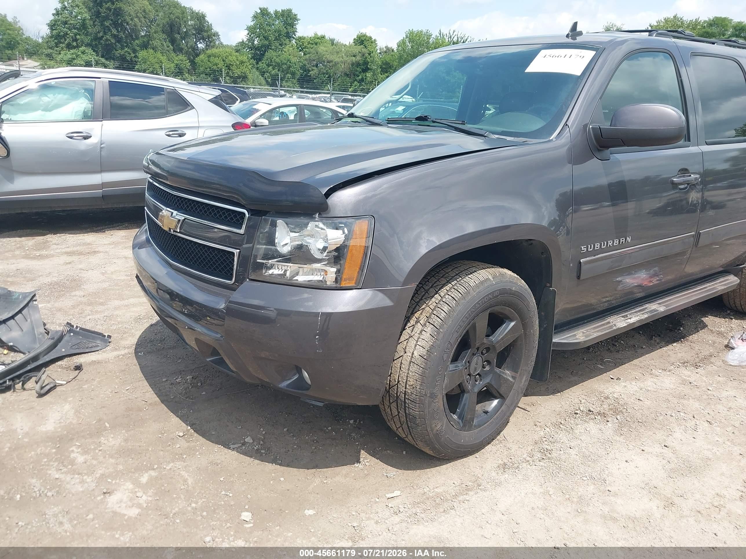 2010 Chevrolet Suburban 1500 Lt1 Серый vin: 1GNUKJE34AR249653