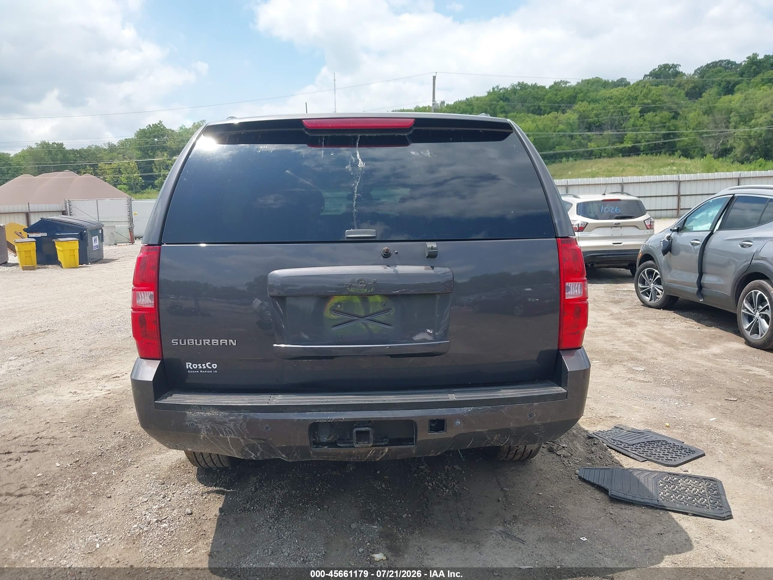 2010 Chevrolet Suburban 1500 Lt1 Серый vin: 1GNUKJE34AR249653