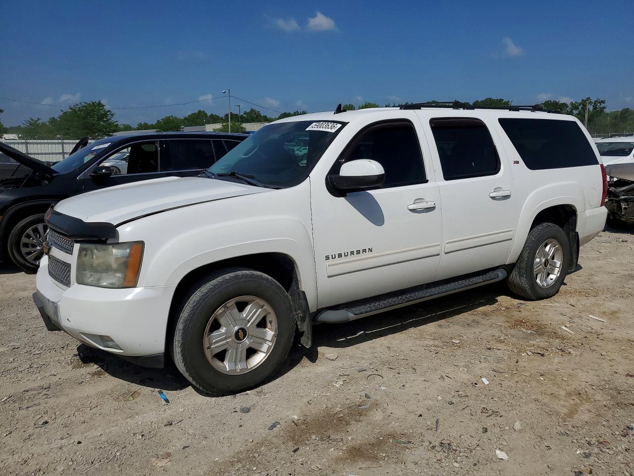 2010 Chevrolet Suburban K1500 Lt Белый vin: 1GNUKJE36AR222129