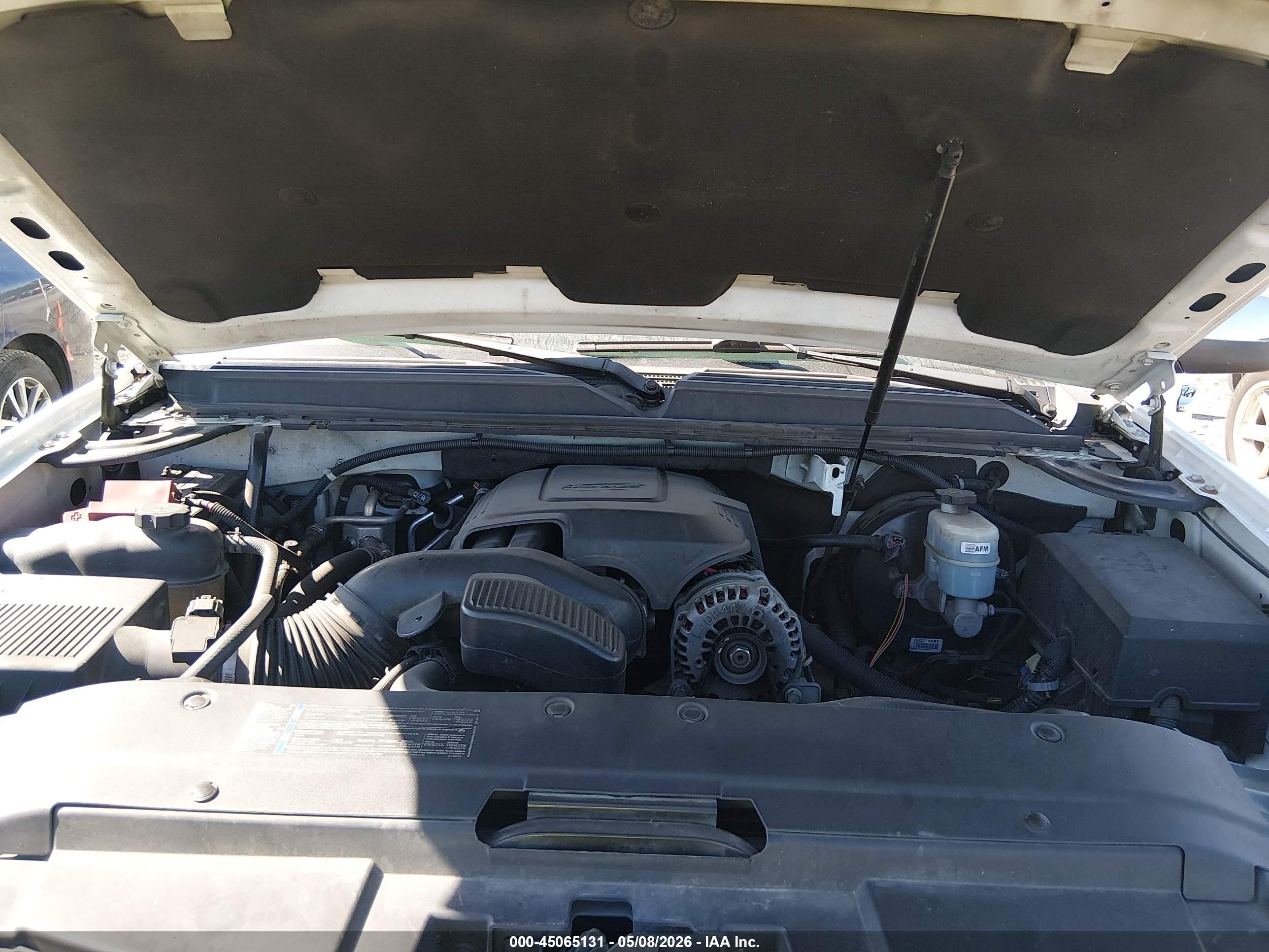 2010 Chevrolet Suburban 1500 Ltz Черный vin: 1GNUKKE35AR173463