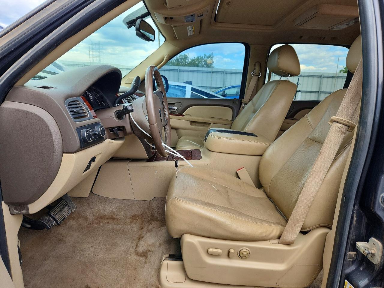 2010 Chevrolet Suburban K1500 Ltz Gray vin: 1GNUKKE39AR147237