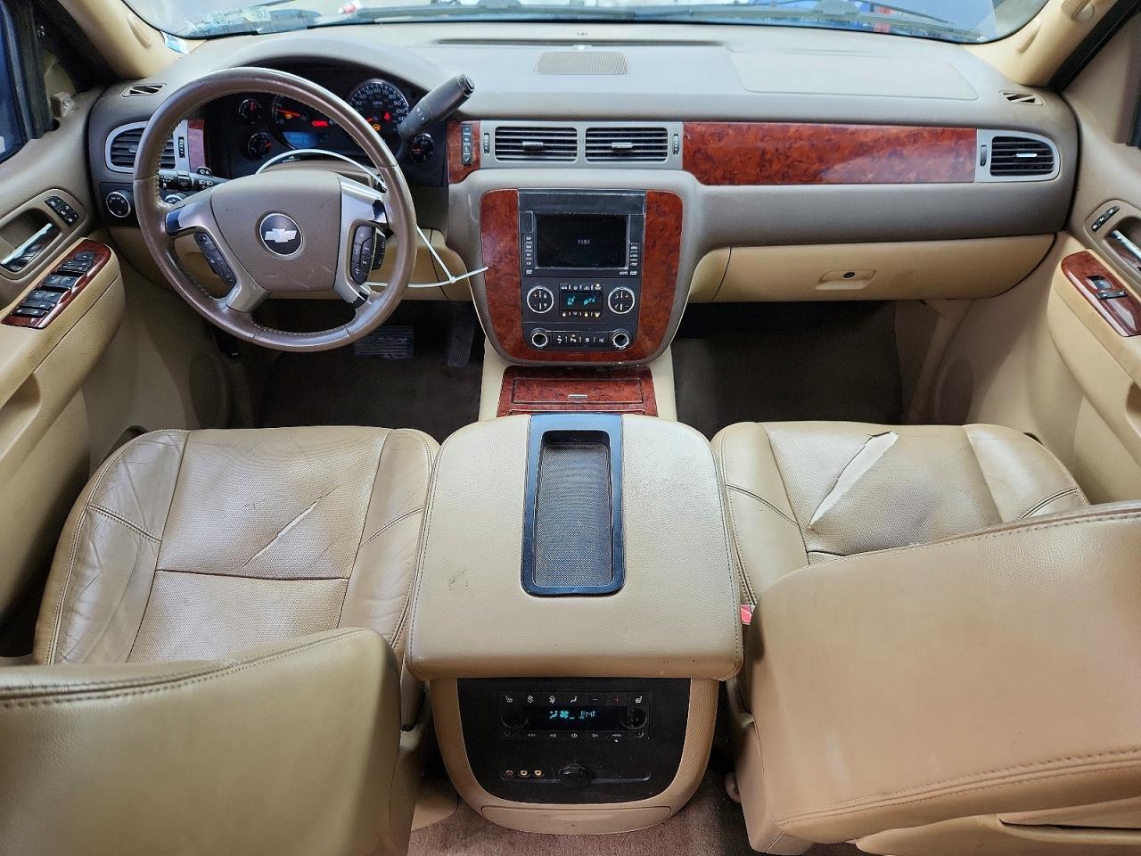 2010 Chevrolet Suburban K1500 Ltz Gray vin: 1GNUKKE39AR147237