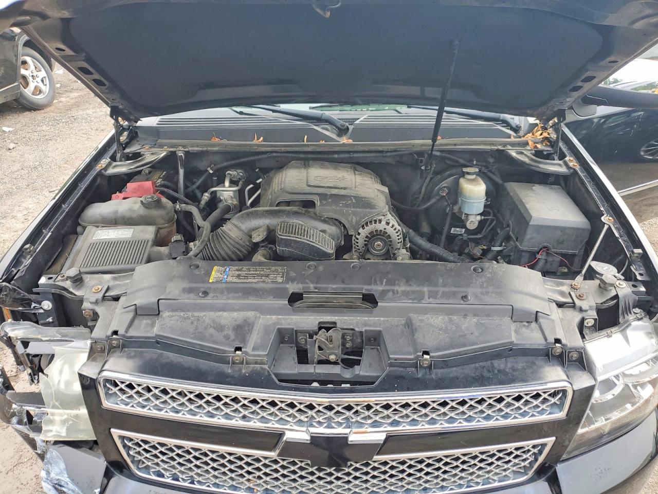 2010 Chevrolet Suburban K1500 Ltz Black vin: 1GNUKKE3XAR181736