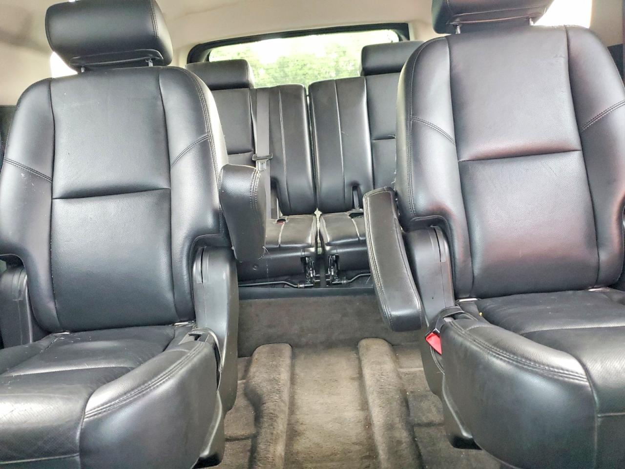 2010 Chevrolet Suburban K1500 Ltz Black vin: 1GNUKKE3XAR181736
