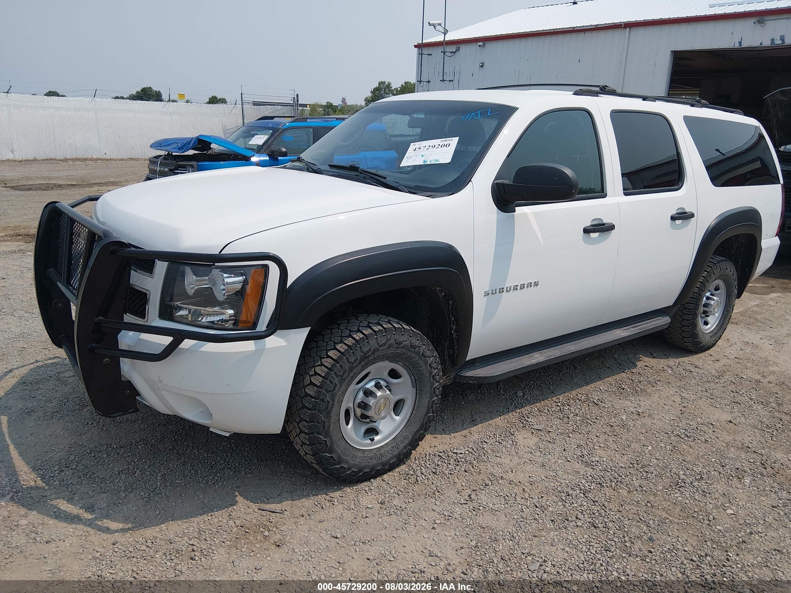 2013 Chevrolet Suburban Commercial Белый vin: 1GNWK5EG2DR325152