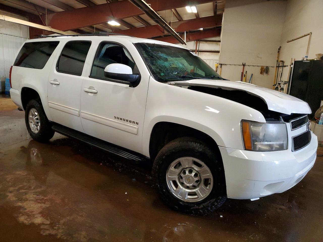 2011 Chevrolet Suburban K2500 Ls White vin: 1GNWKLEG3BR376354