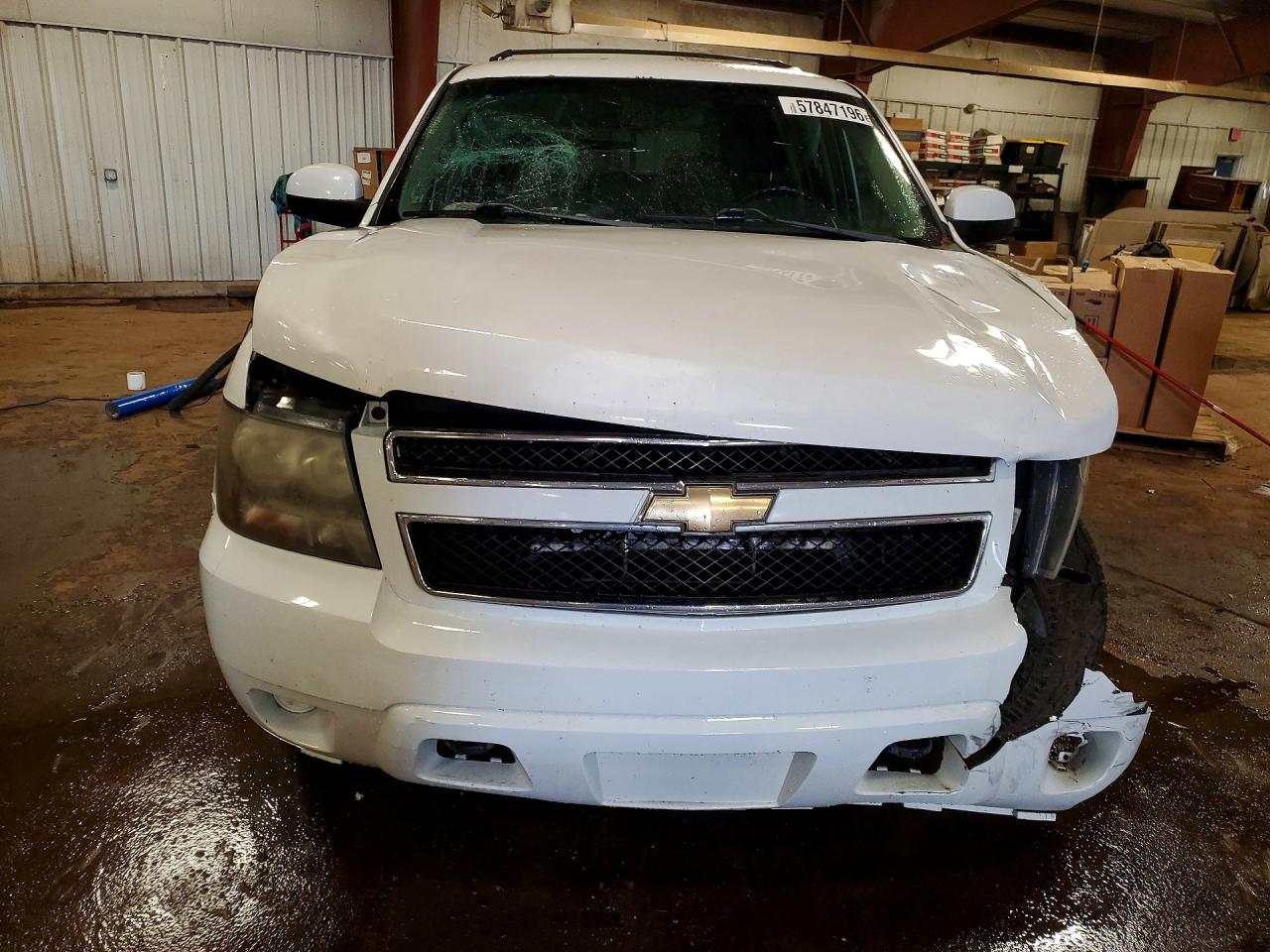 2011 Chevrolet Suburban K2500 Ls White vin: 1GNWKLEG3BR376354