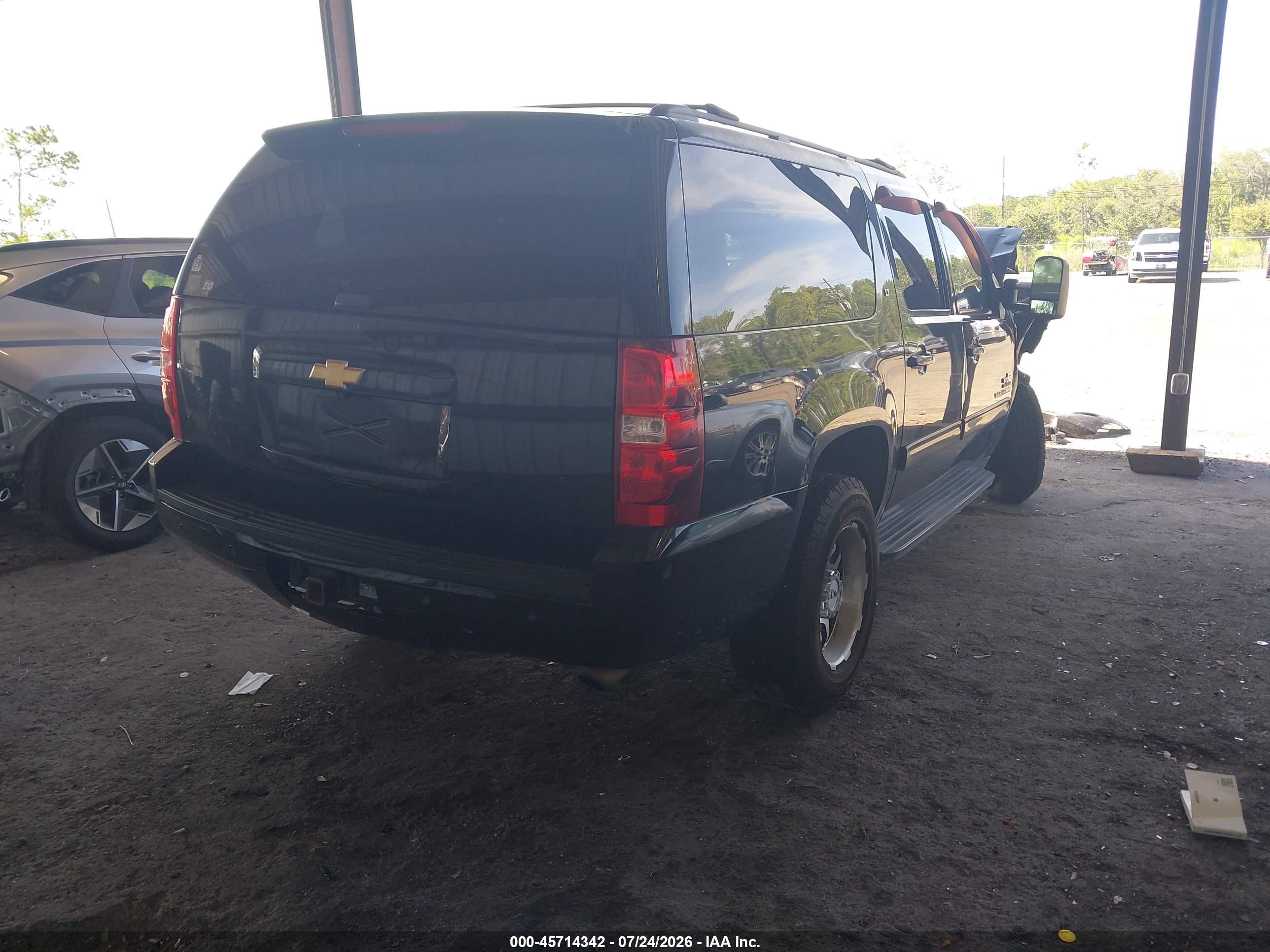 2013 Chevrolet Suburban Lt Черный vin: 1GNWKMEG8DR305725