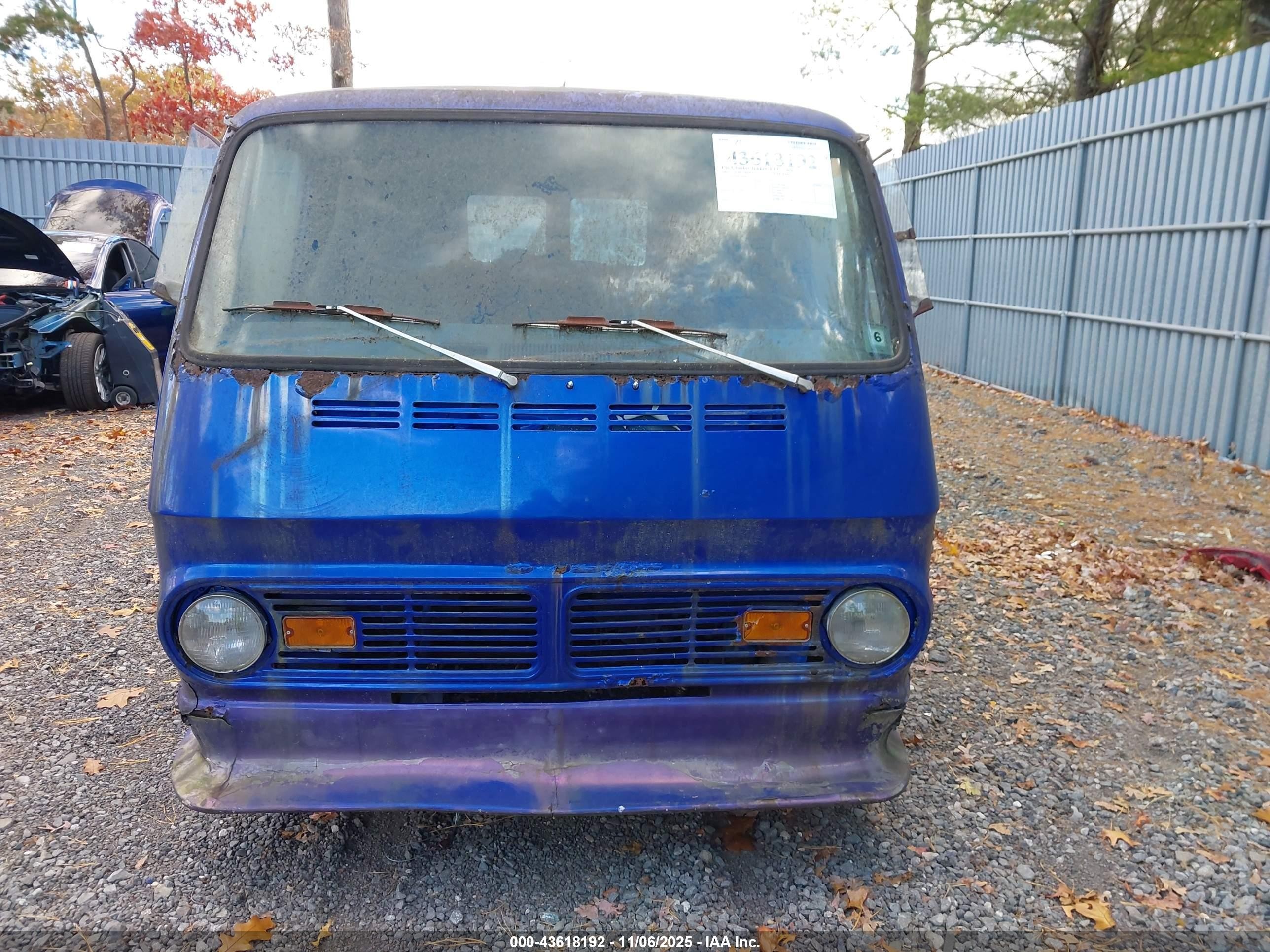 1969 Chevrolet Step Van   Синий vin: 1GS259P734888    