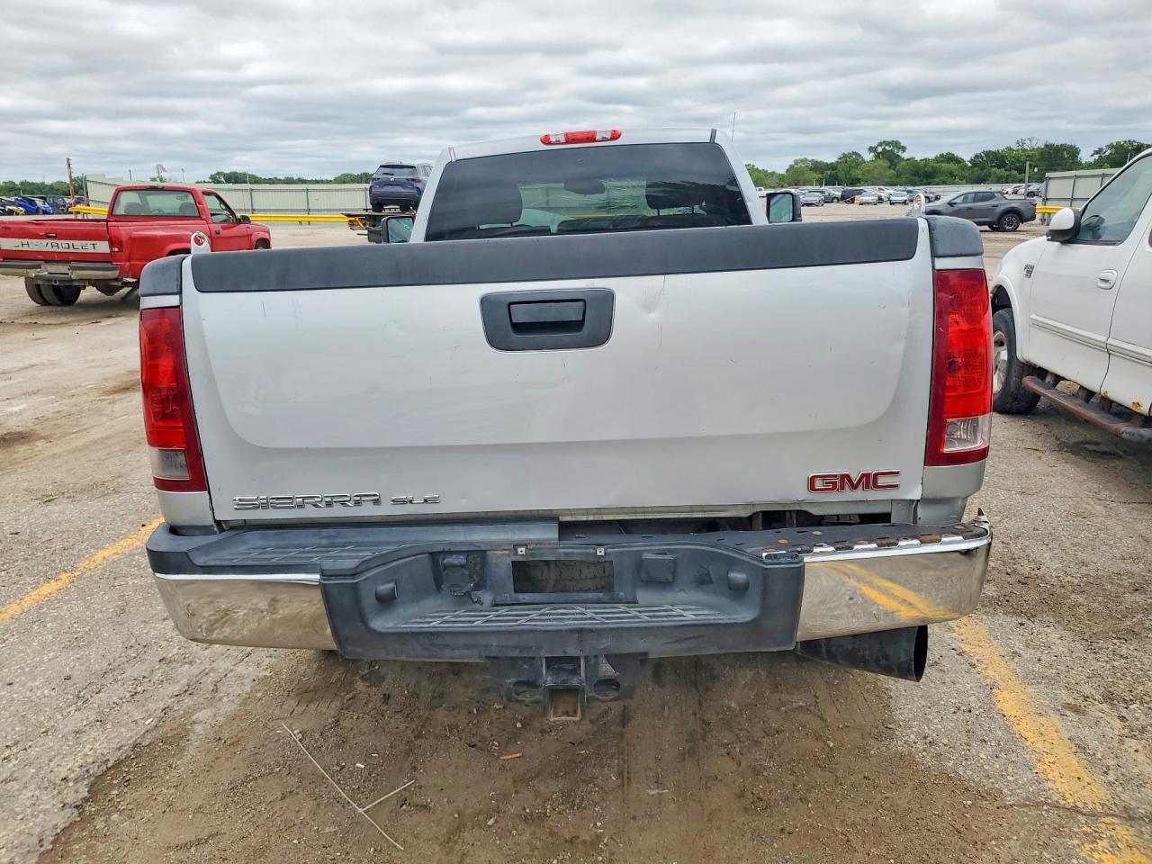 2013 Gmc Sierra K2500 Sle Silver vin: 1GT020C88DZ238692
