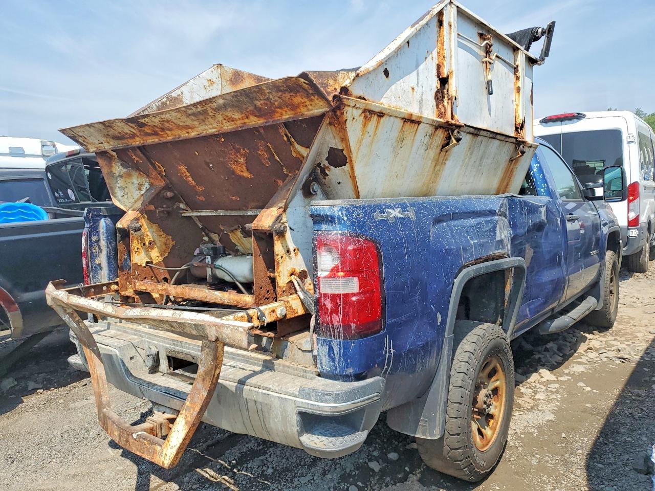 2015 Gmc Sierra K3500 Blue vin: 1GT021EG1FZ503563