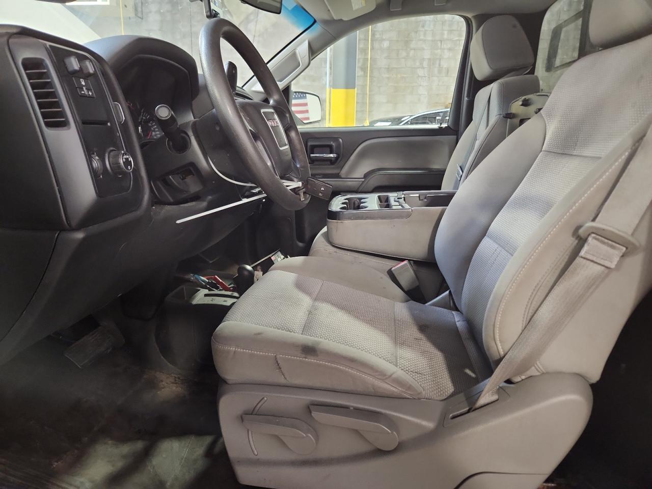 2015 Gmc Sierra K2500 Heavy Duty White vin: 1GT02XEGXFZ142322 Damage: Left Front Seat Cushion, Stained, Permanent