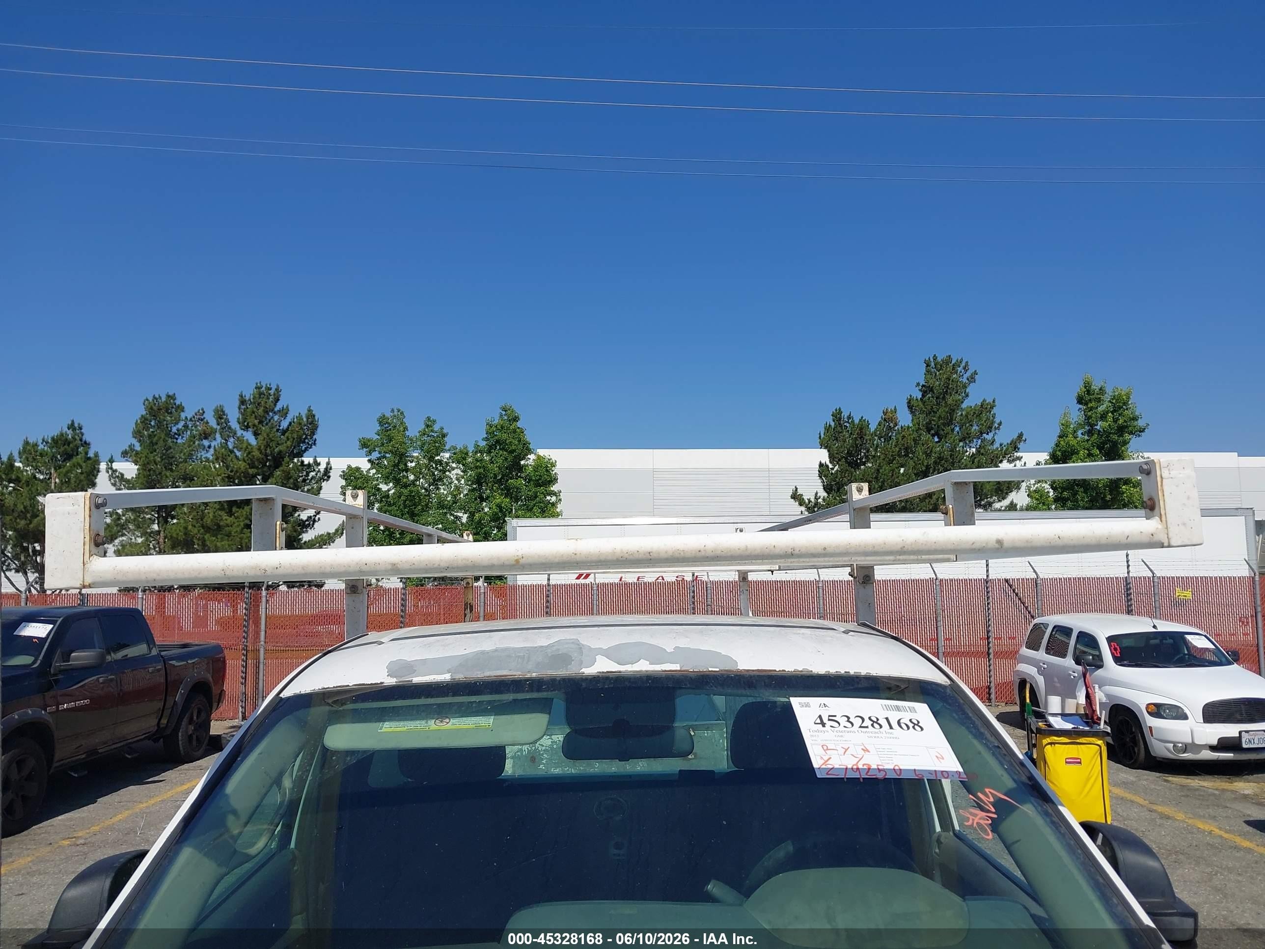 2012 Gmc Sierra 2500hd Work Truck White vin: 1GT02ZCG2CZ168634