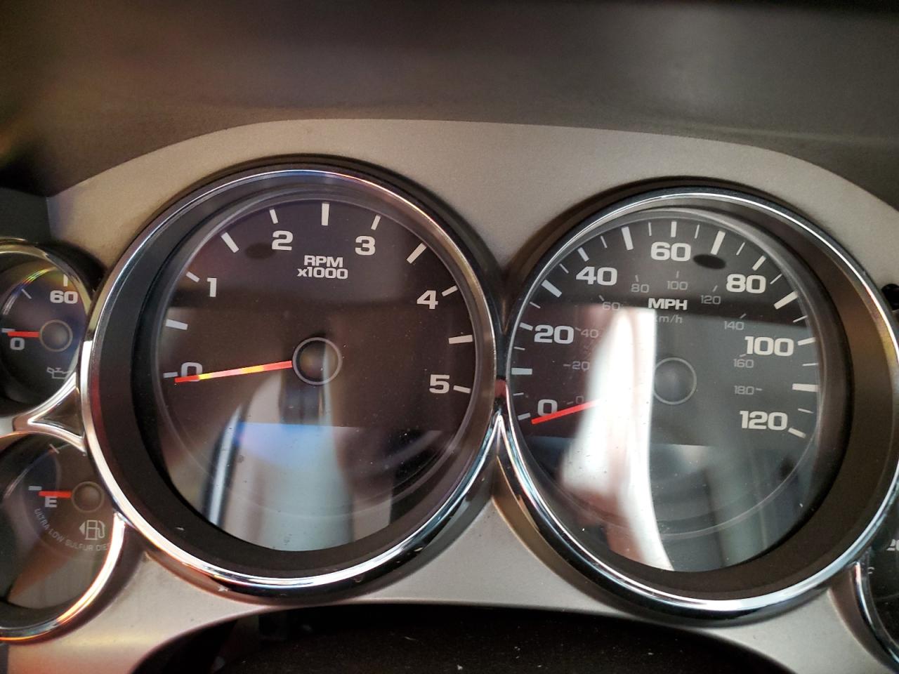 2011 Gmc Sierra C2500 Sle Белый vin: 1GT110C87BF104777