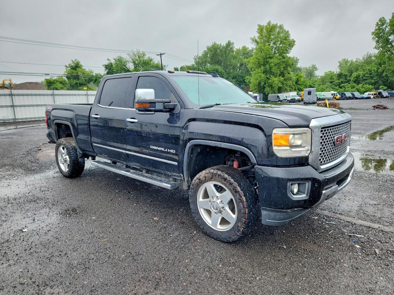 2015 Gmc Sierra C2500 Denali Черный vin: 1GT110E83FF539525