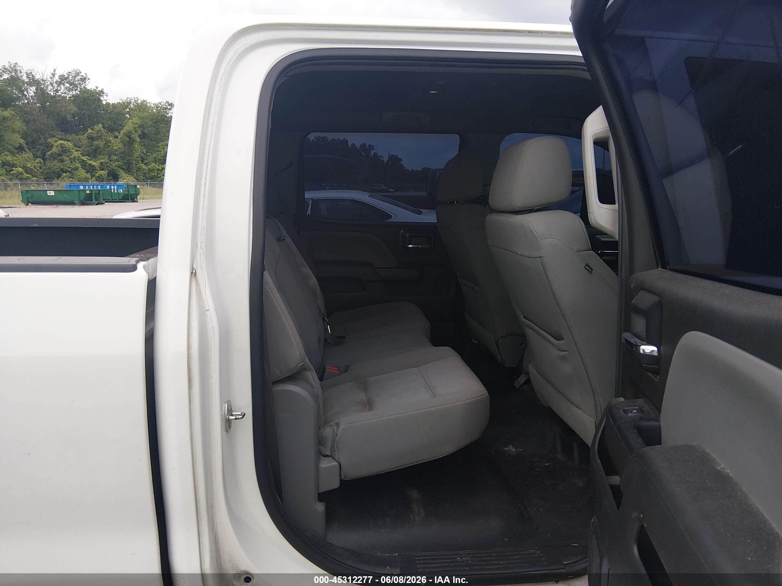 2016 Gmc Sierra 2500hd   White vin: 1GT11REG6GF138385