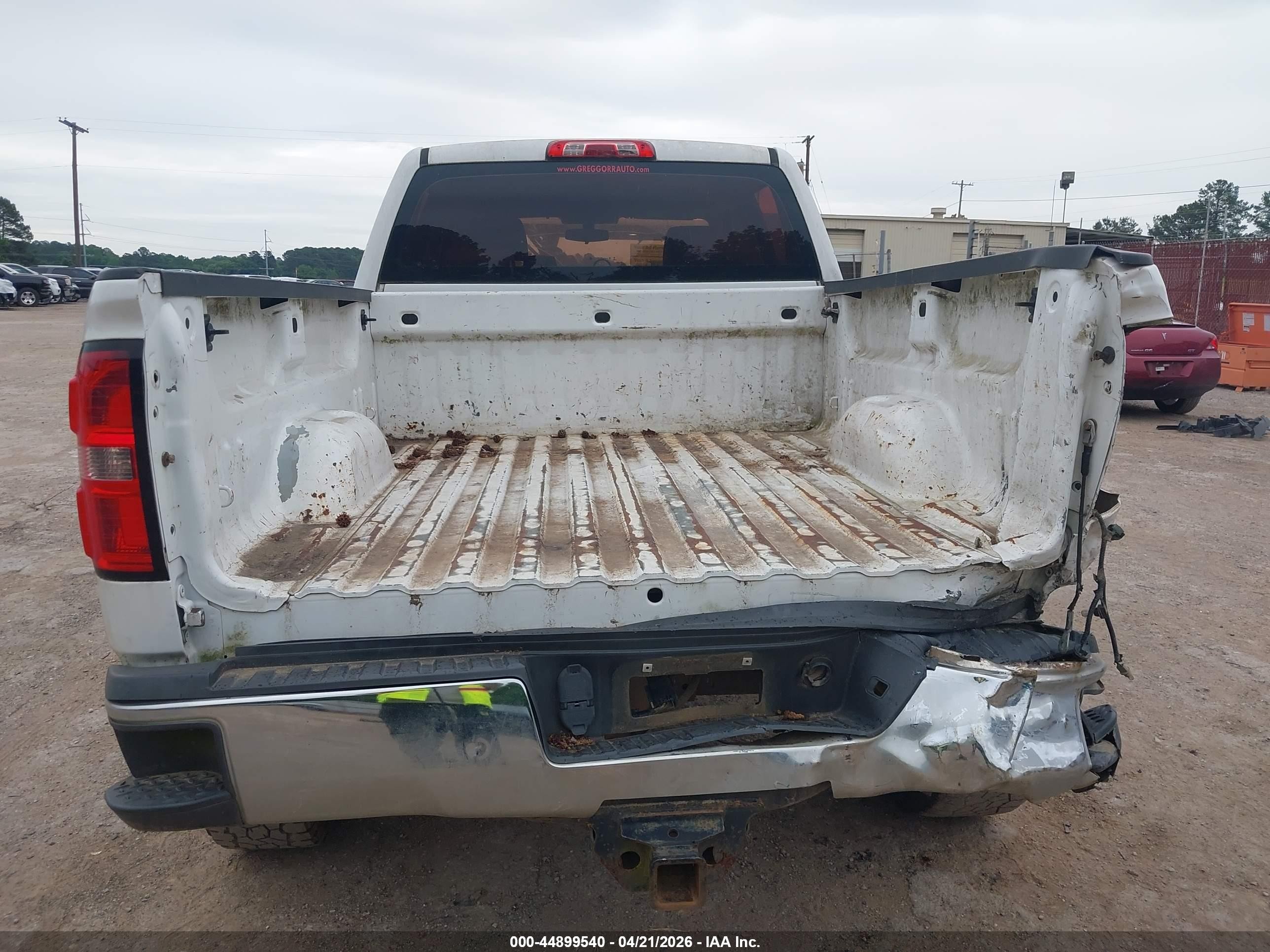2015 Gmc Sierra 2500hd   Белый vin: 1GT11XEG1FF128169