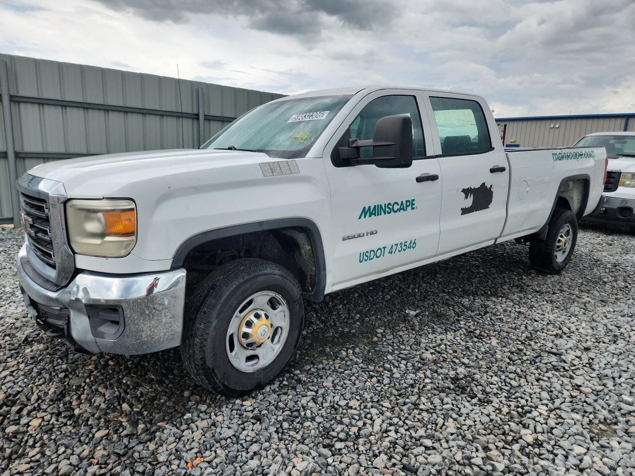 2015 Gmc Sierra C2500 Heavy Duty White vin: 1GT11XEG1FF144081 Damage: Left Front Fender, Chipped, 3