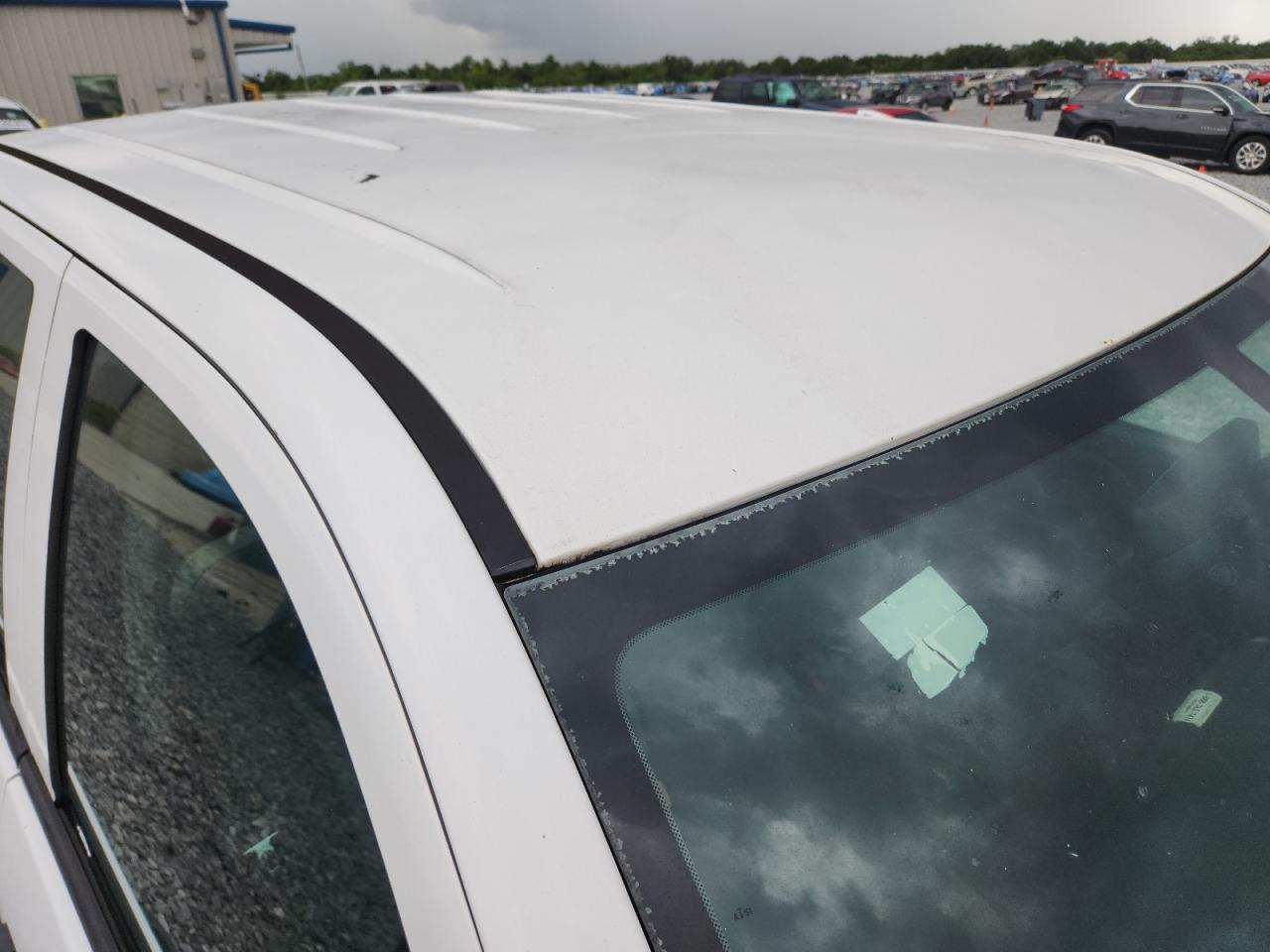 2015 Gmc Sierra C2500 Heavy Duty White vin: 1GT11XEG1FF144081 Damage: Roof, Chipped, 3