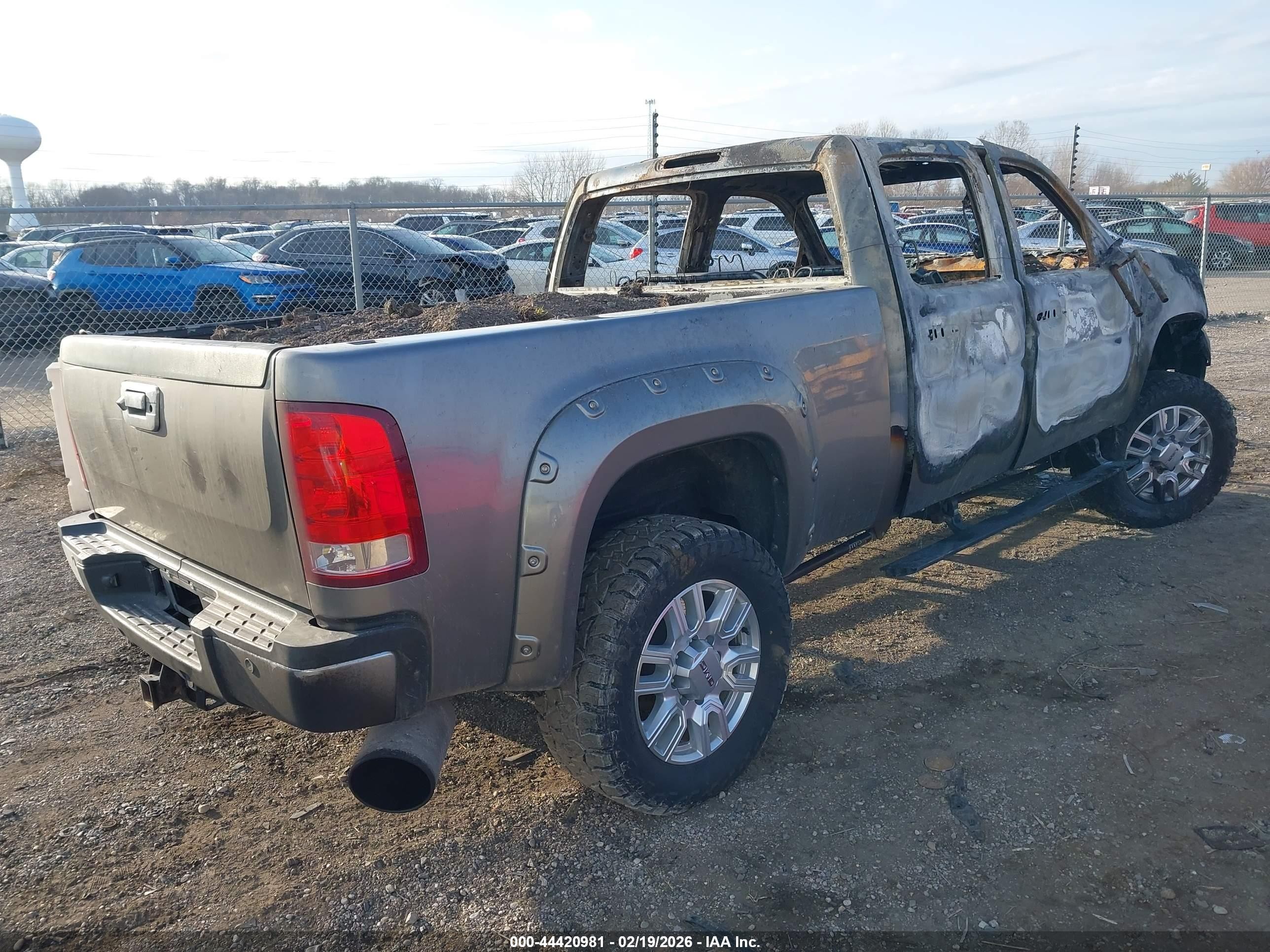 2013 Gmc Sierra 2500hd Sle Gray vin: 1GT120C80DF220306