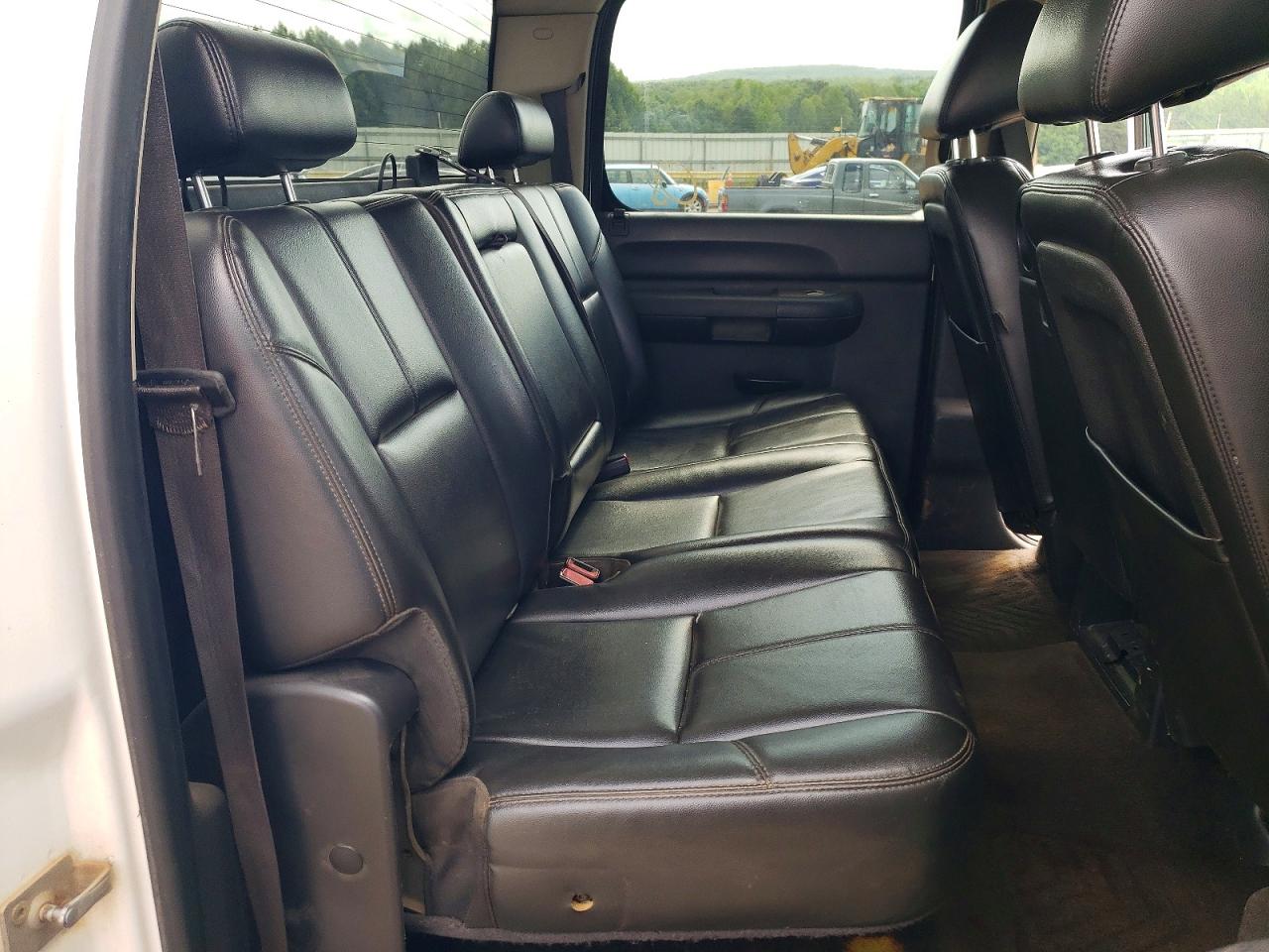 2011 Gmc Sierra K2500 Sle White vin: 1GT120C83BF246153