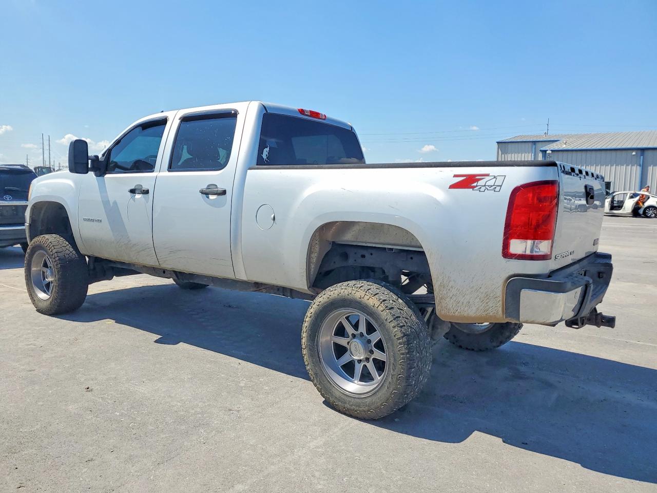 2012 Gmc Sierra2500 Silver vin: 1GT120C88CF131338