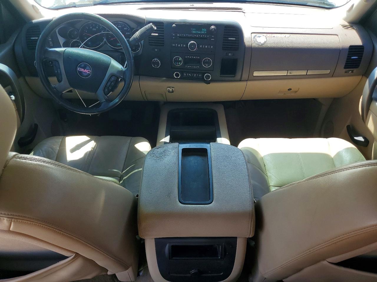 2012 Gmc Sierra2500 Silver vin: 1GT120C88CF131338