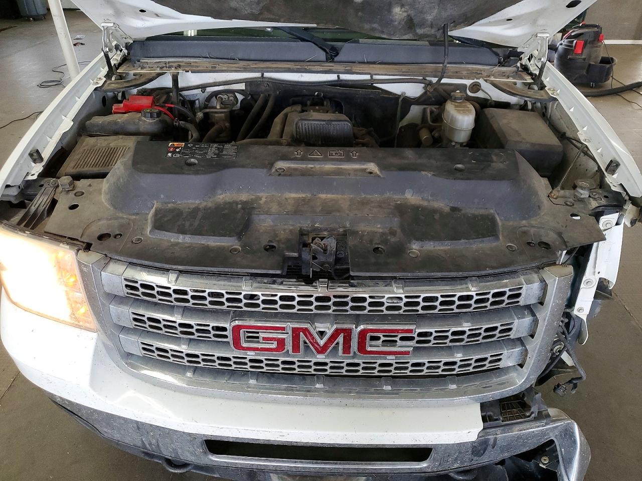 2012 Gmc Sierra K2500 Sle White vin: 1GT120CG1CF167573
