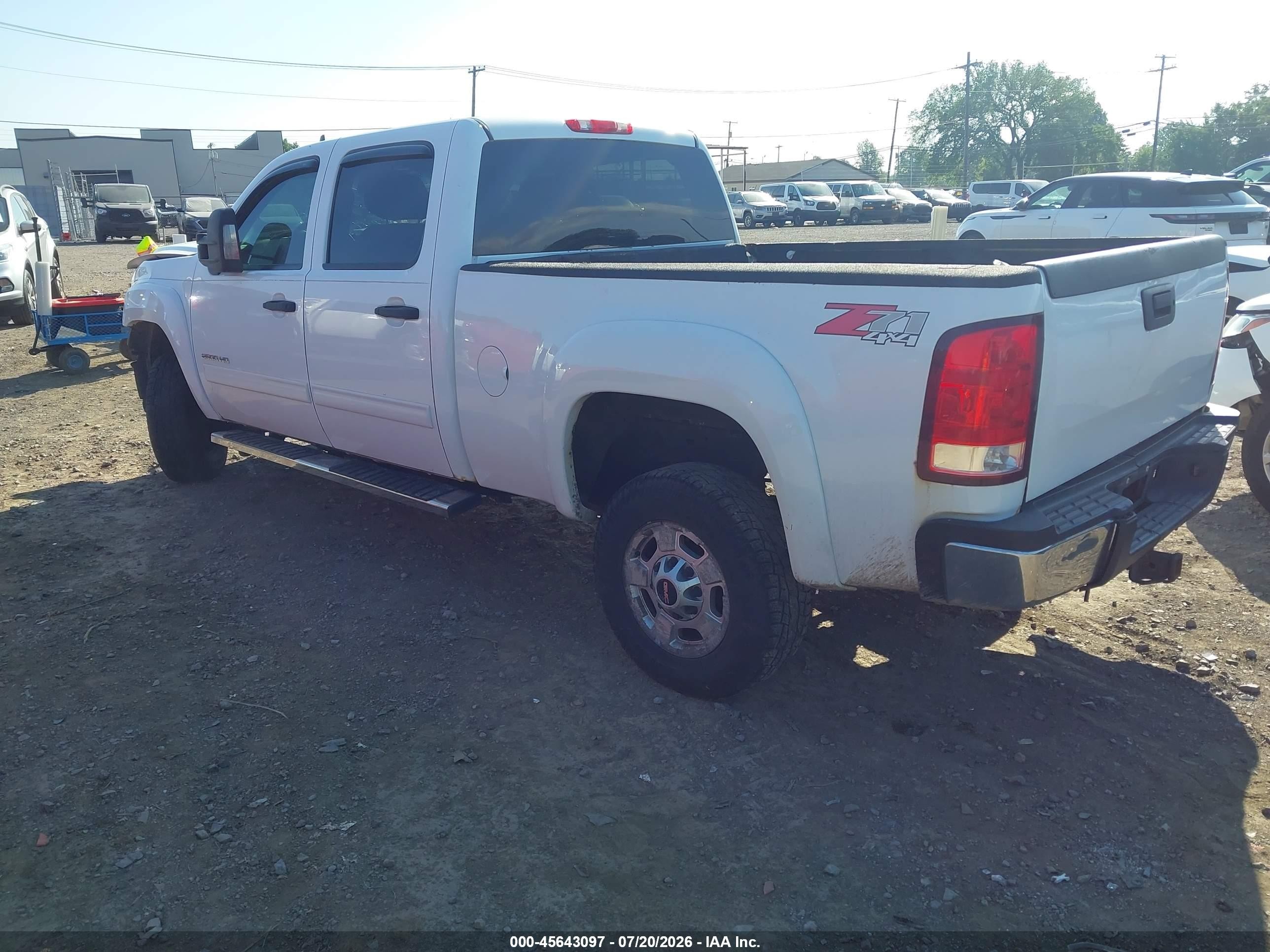 2011 Gmc Sierra 2500hd Sle White vin: 1GT120CG4BF204811