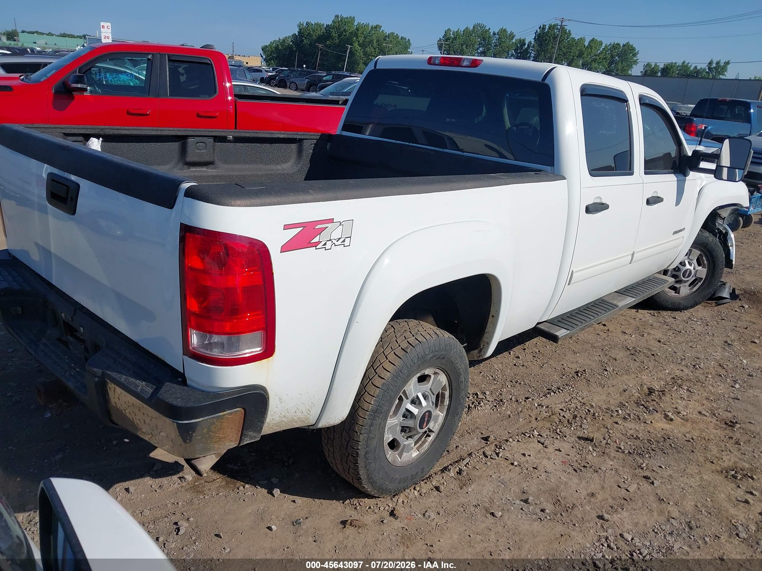 2011 Gmc Sierra 2500hd Sle White vin: 1GT120CG4BF204811