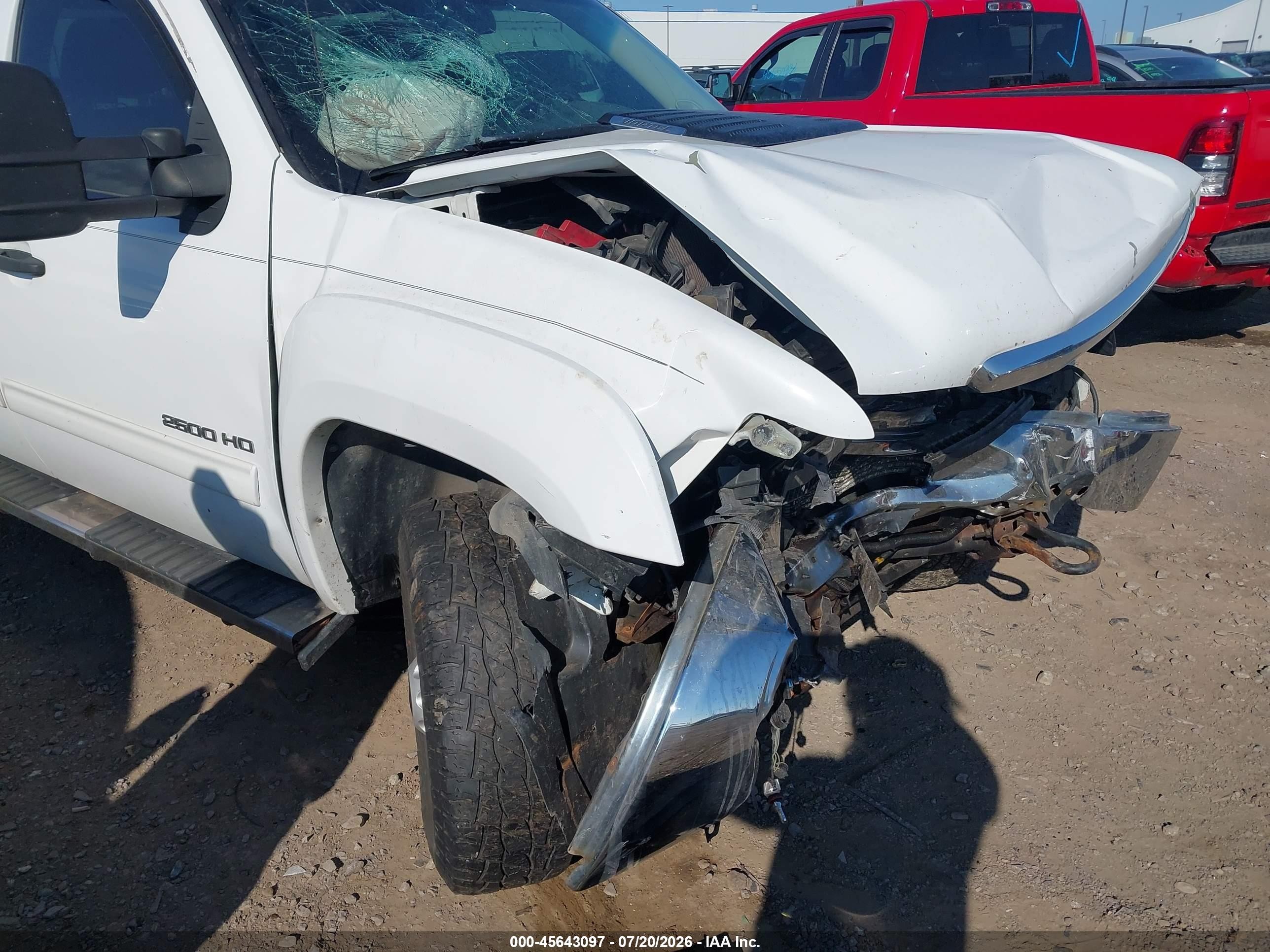2011 Gmc Sierra 2500hd Sle White vin: 1GT120CG4BF204811
