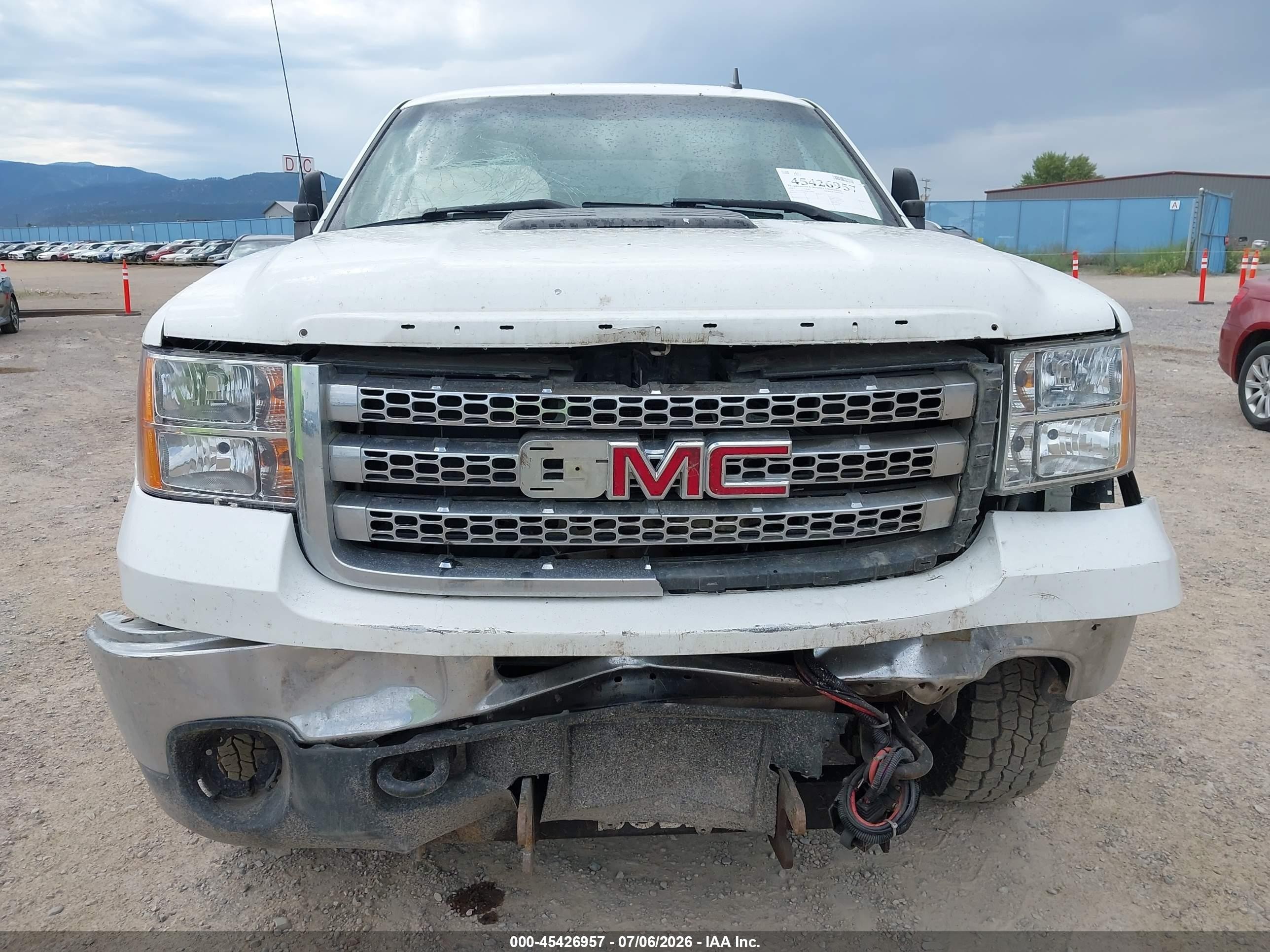 2013 Gmc Sierra 2500hd Sle White vin: 1GT120CG5DF107006