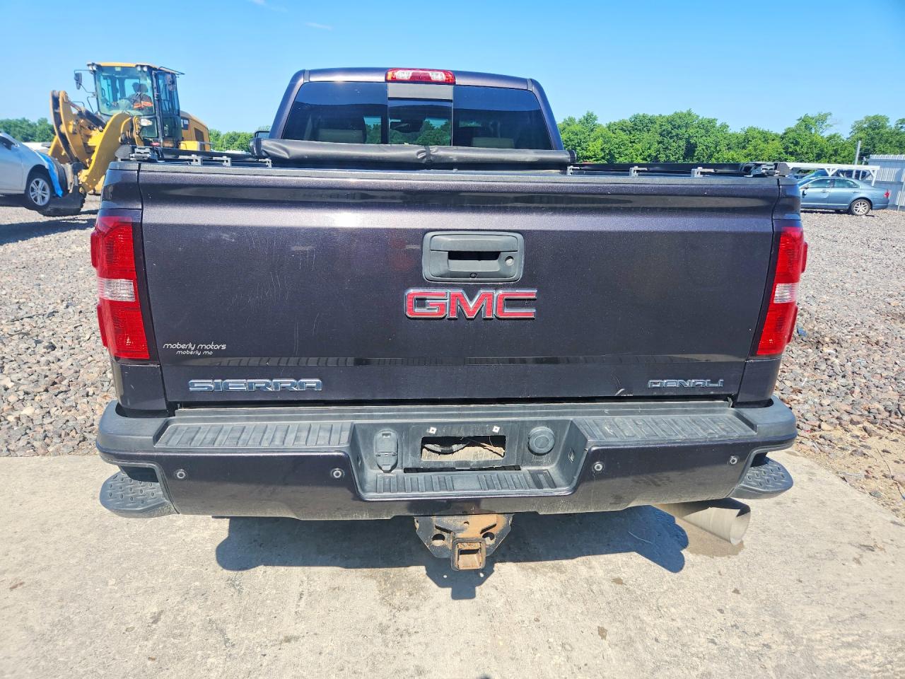 2015 Gmc 2500 Black vin: 1GT120E81FF633030