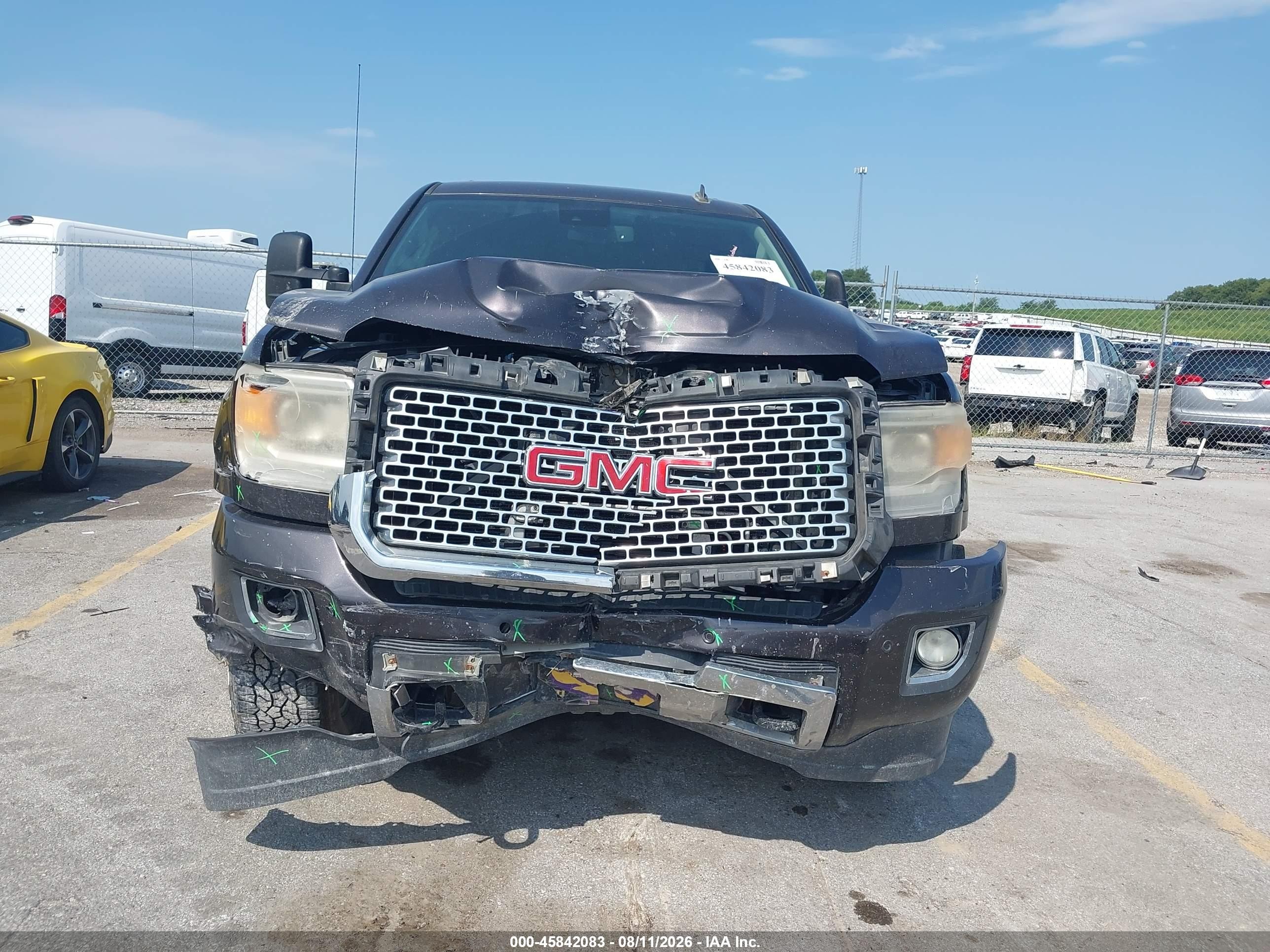 2015 Gmc Sierra 2500hd Denali Black vin: 1GT120E82FF160058