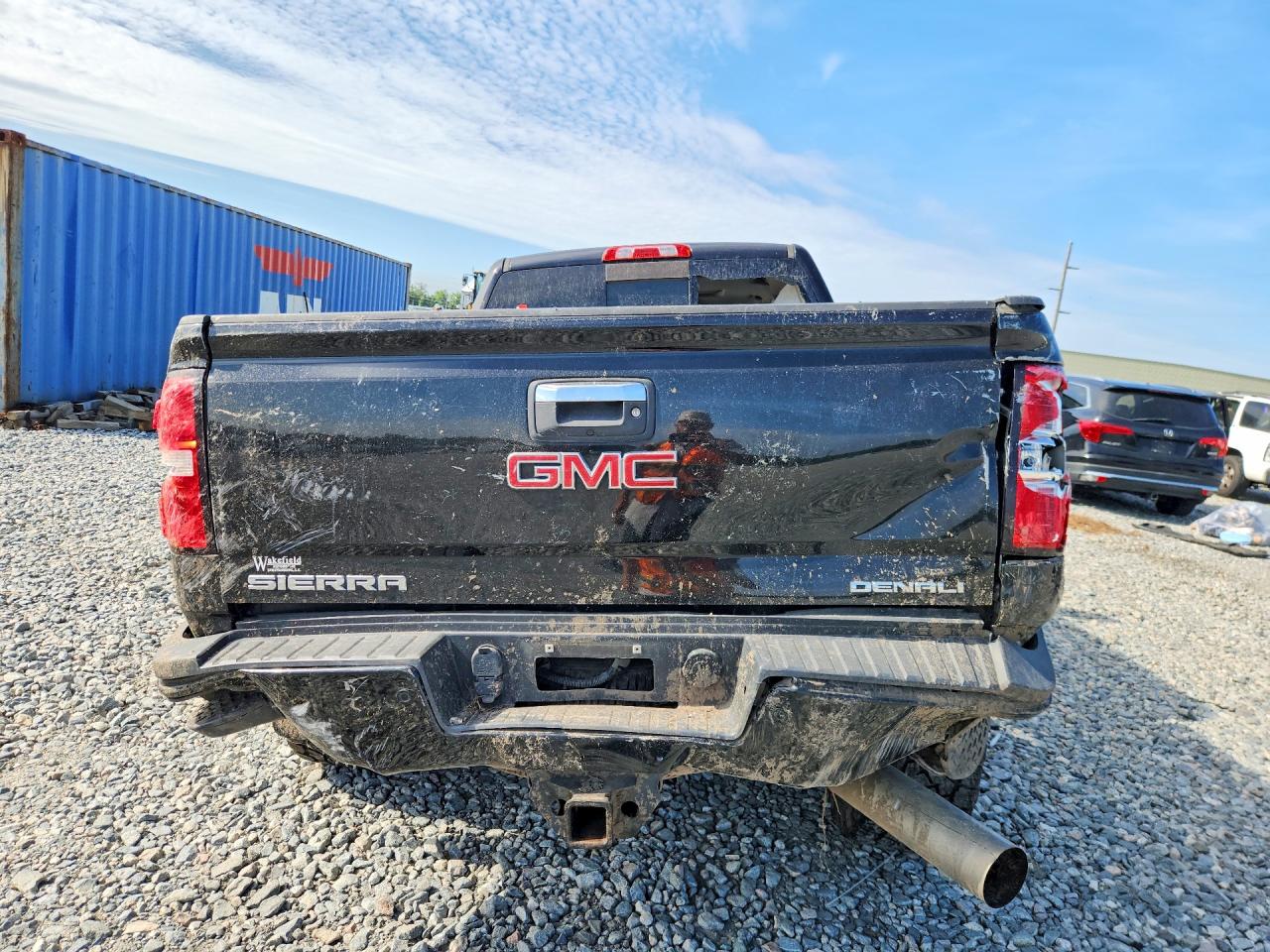 2015 Gmc Sierra K2500 Denali Black vin: 1GT120E82FF601879