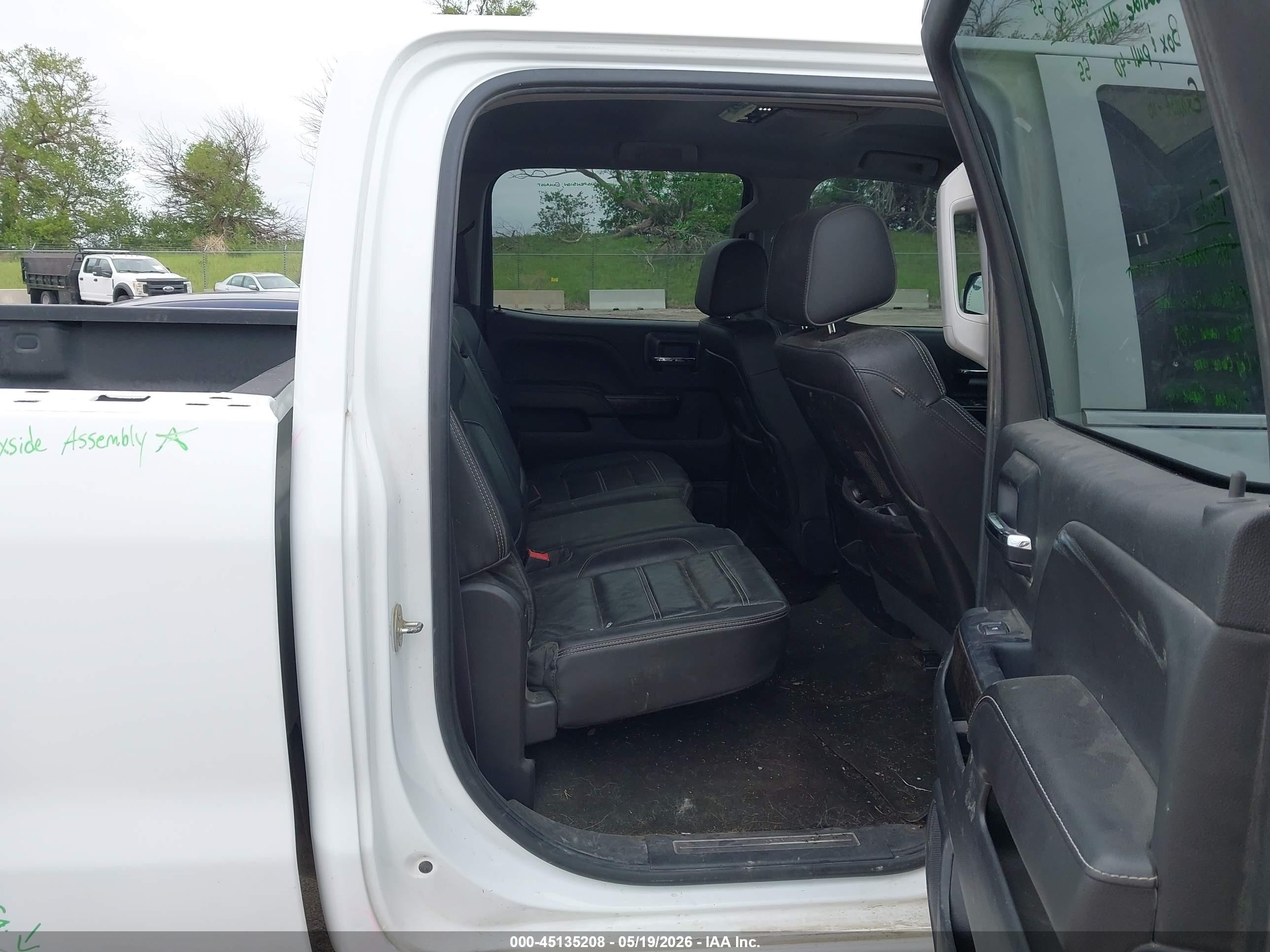 2015 Gmc Sierra 2500hd Denali White vin: 1GT120E84FF506661