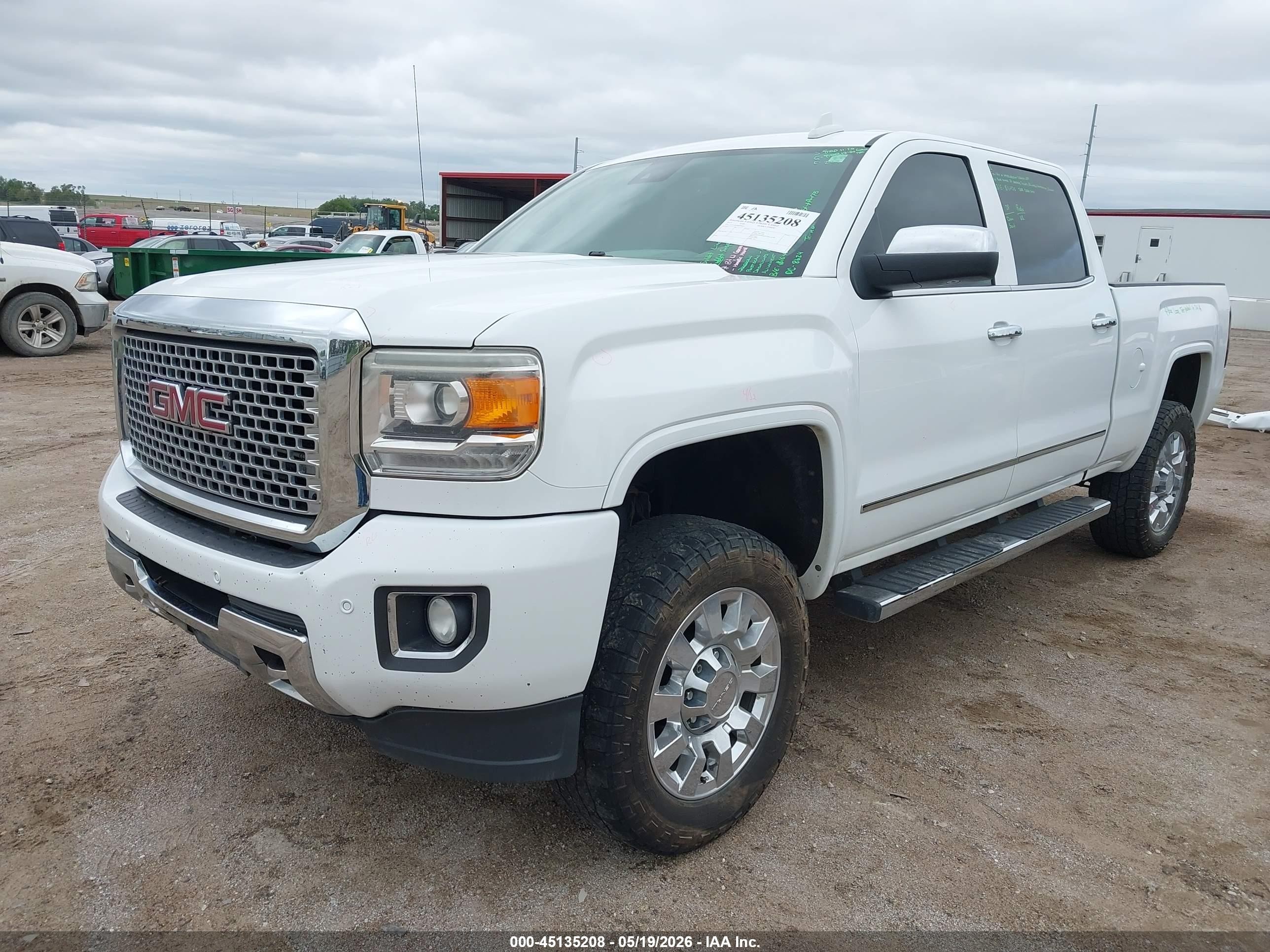 2015 Gmc Sierra 2500hd Denali White vin: 1GT120E84FF506661